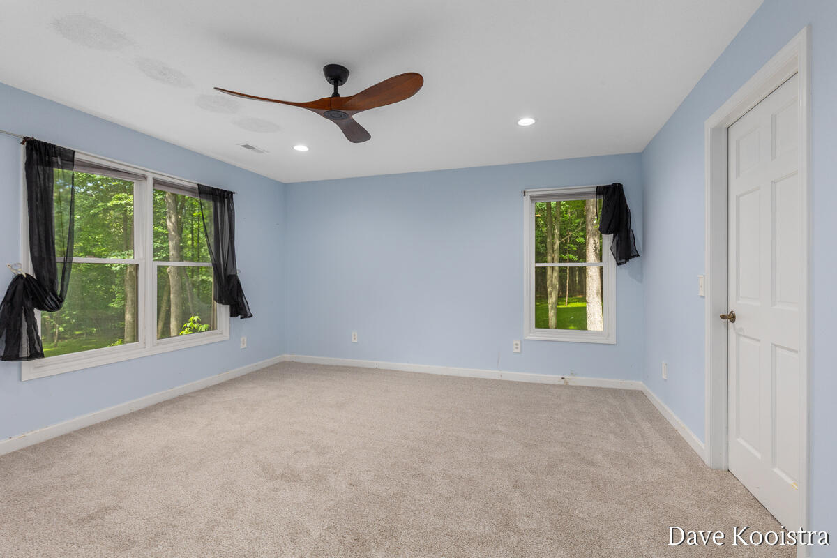5133 Streamside Court NE Rockford MI 49341