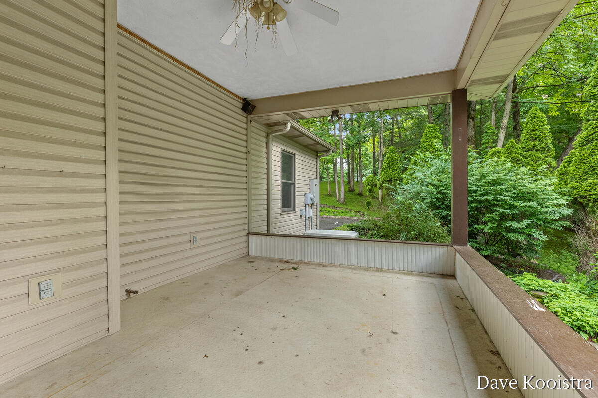 5133 Streamside Court NE Rockford MI 49341