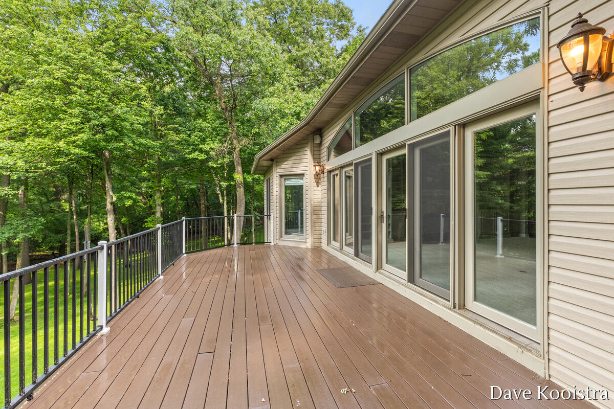 5133 Streamside Court NE Rockford MI 49341