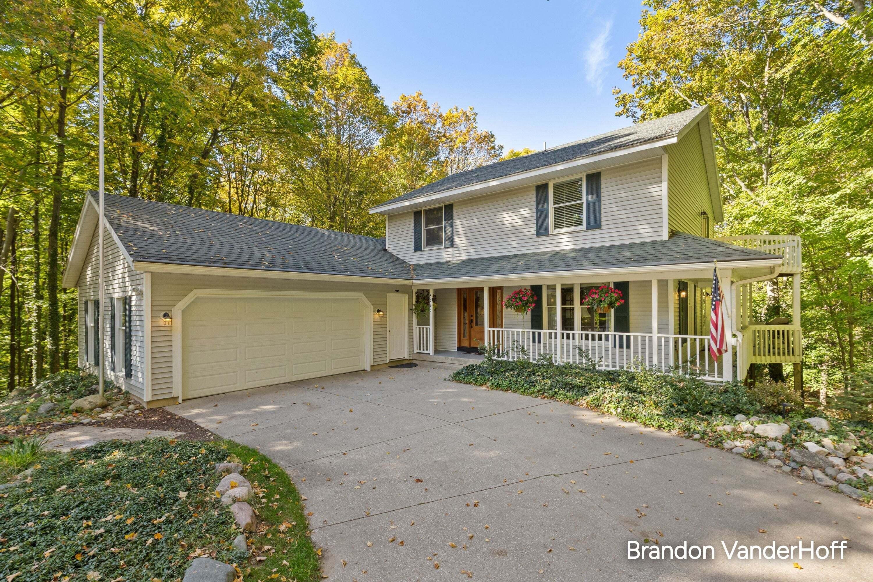 8925 Sorrento Ridge Drive SE Byron Center MI 49315