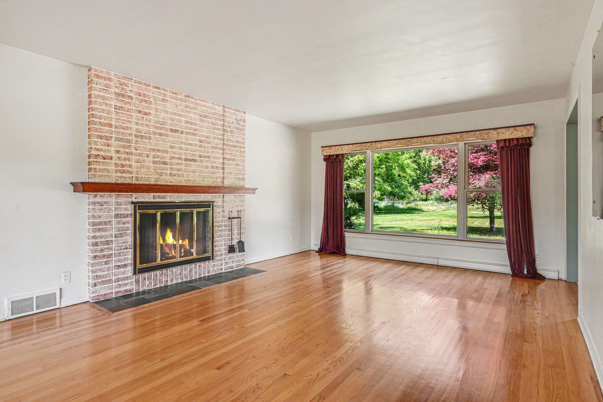 2556 Angling Road Kalamazoo MI 49008