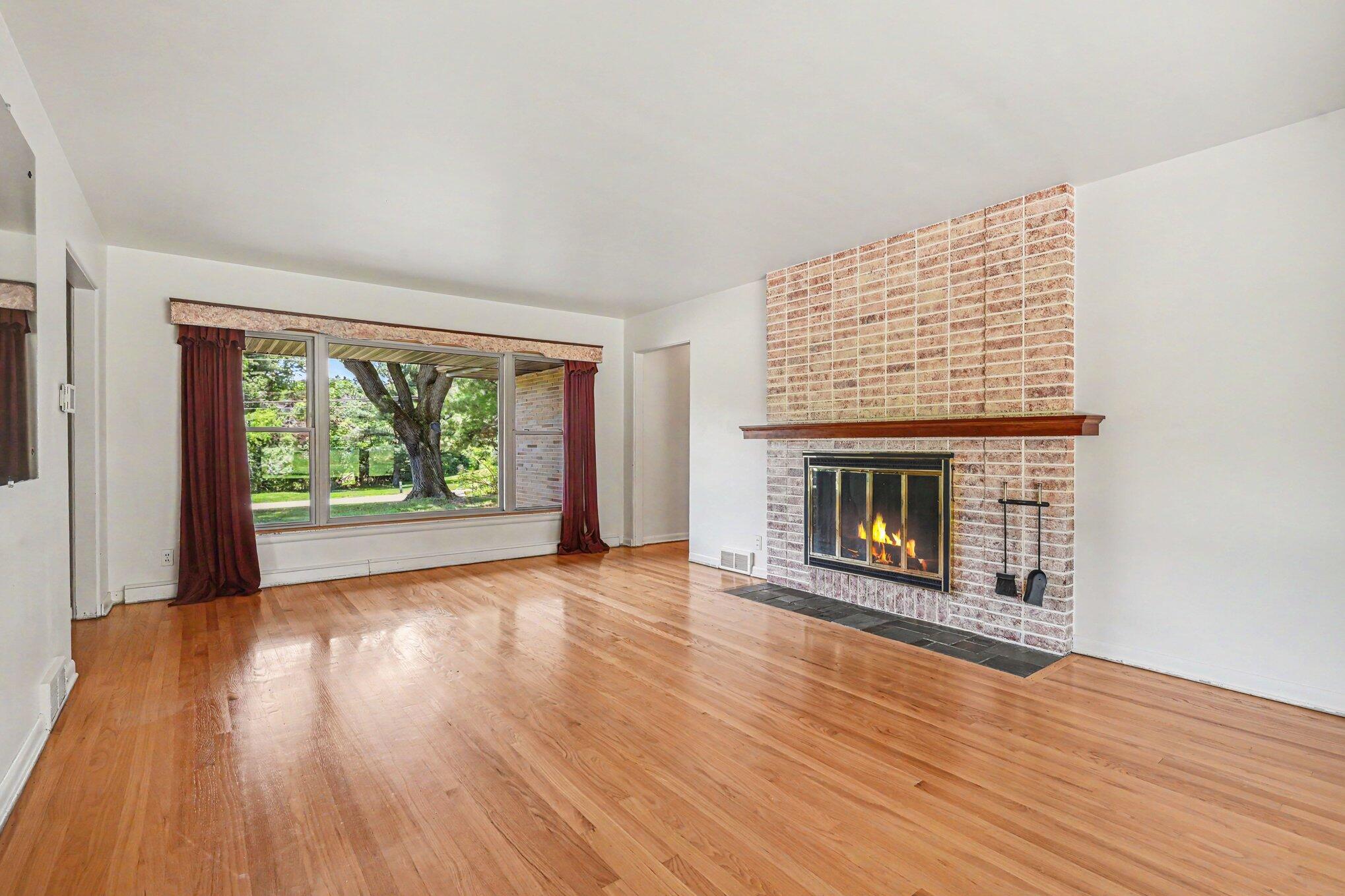2556 Angling Road Kalamazoo MI 49008