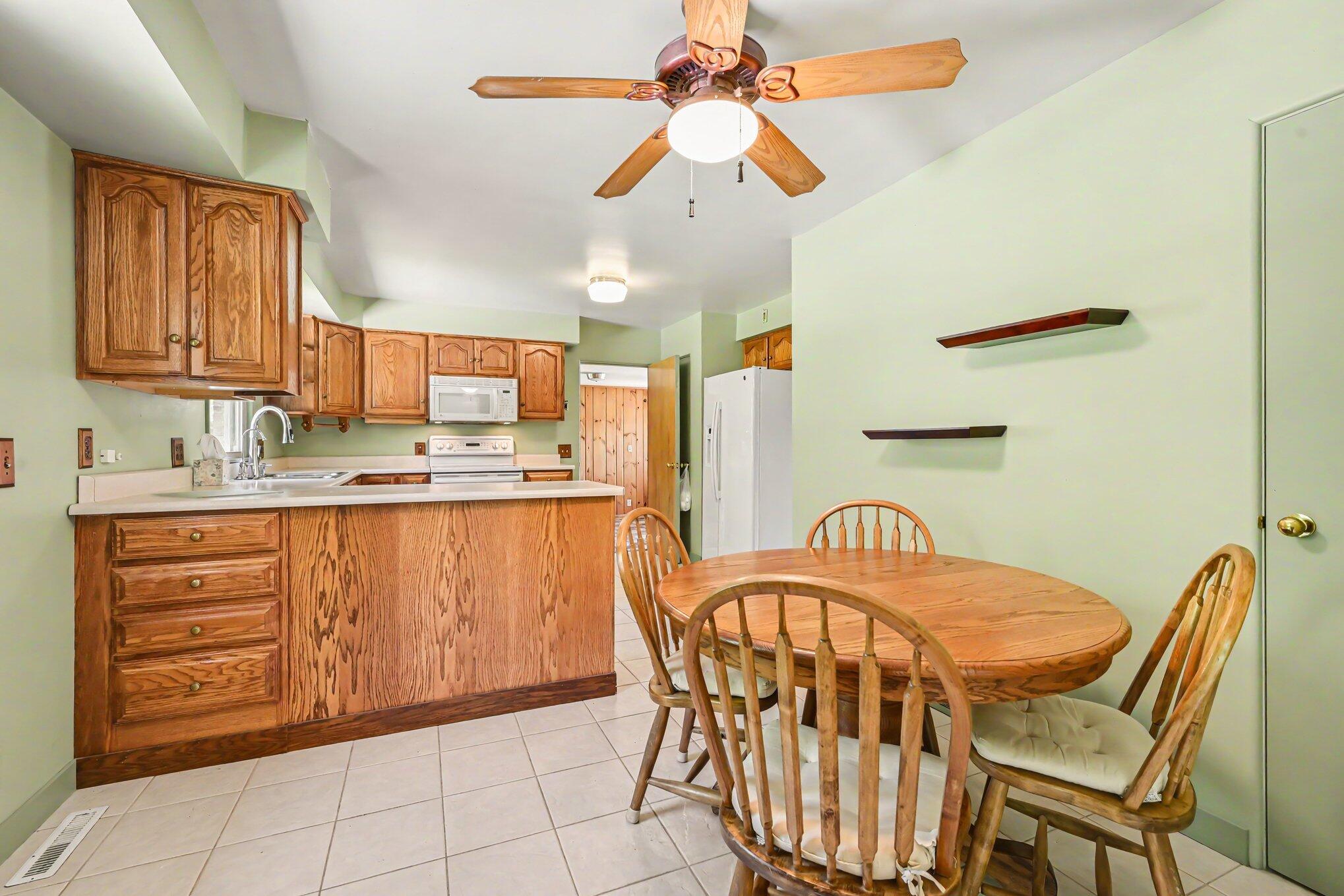 2556 Angling Road Kalamazoo MI 49008