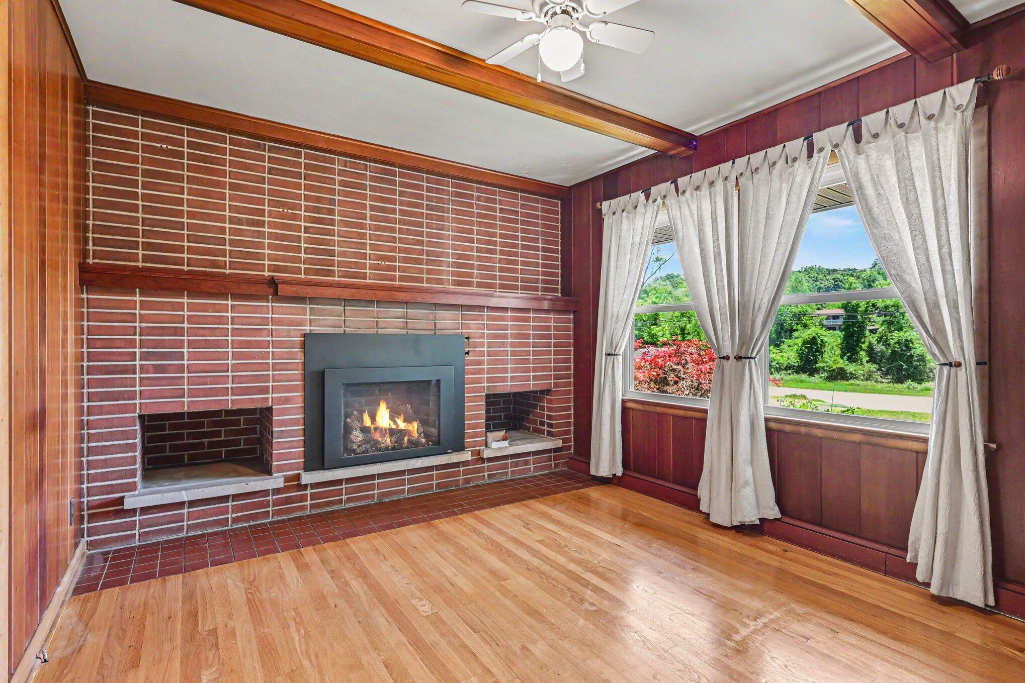 2556 Angling Road Kalamazoo MI 49008