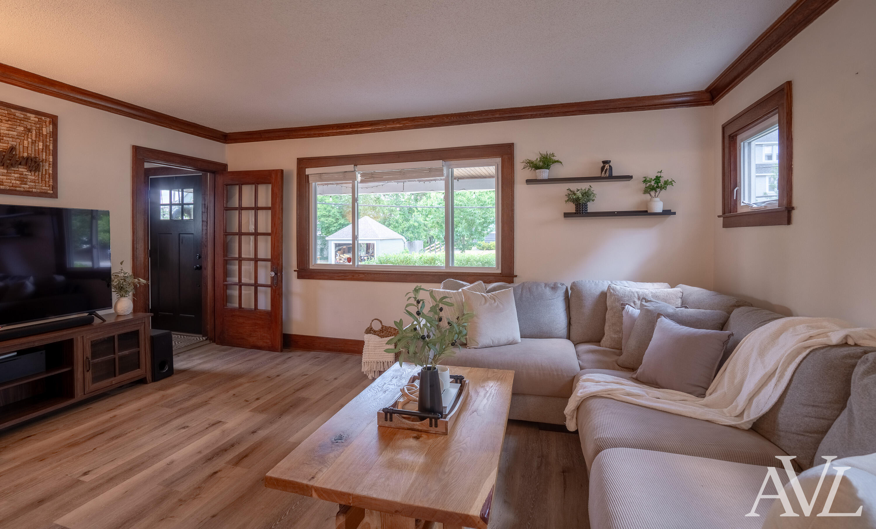 1014 Crescent Street NE Grand Rapids MI 49503