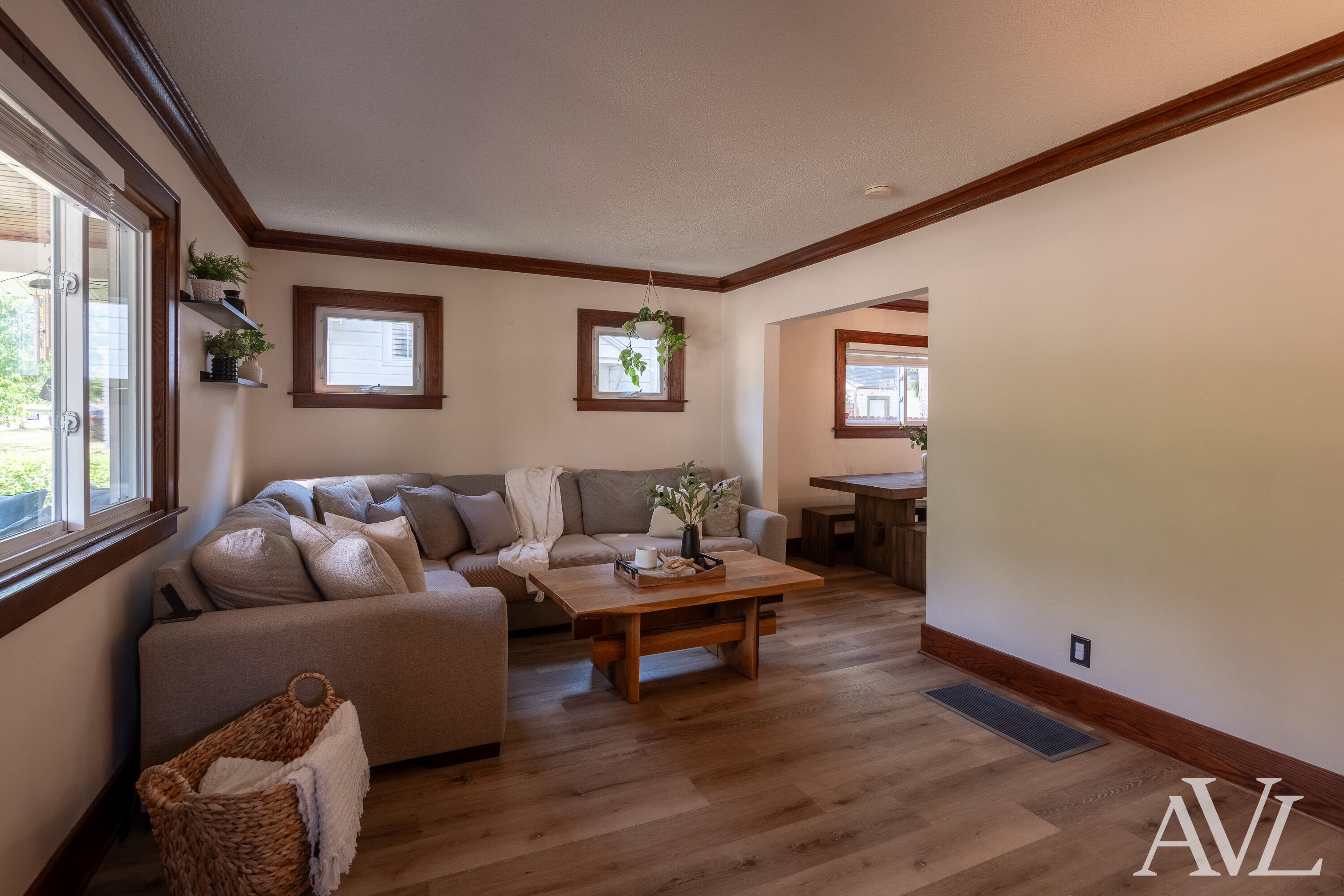 1014 Crescent Street NE Grand Rapids MI 49503