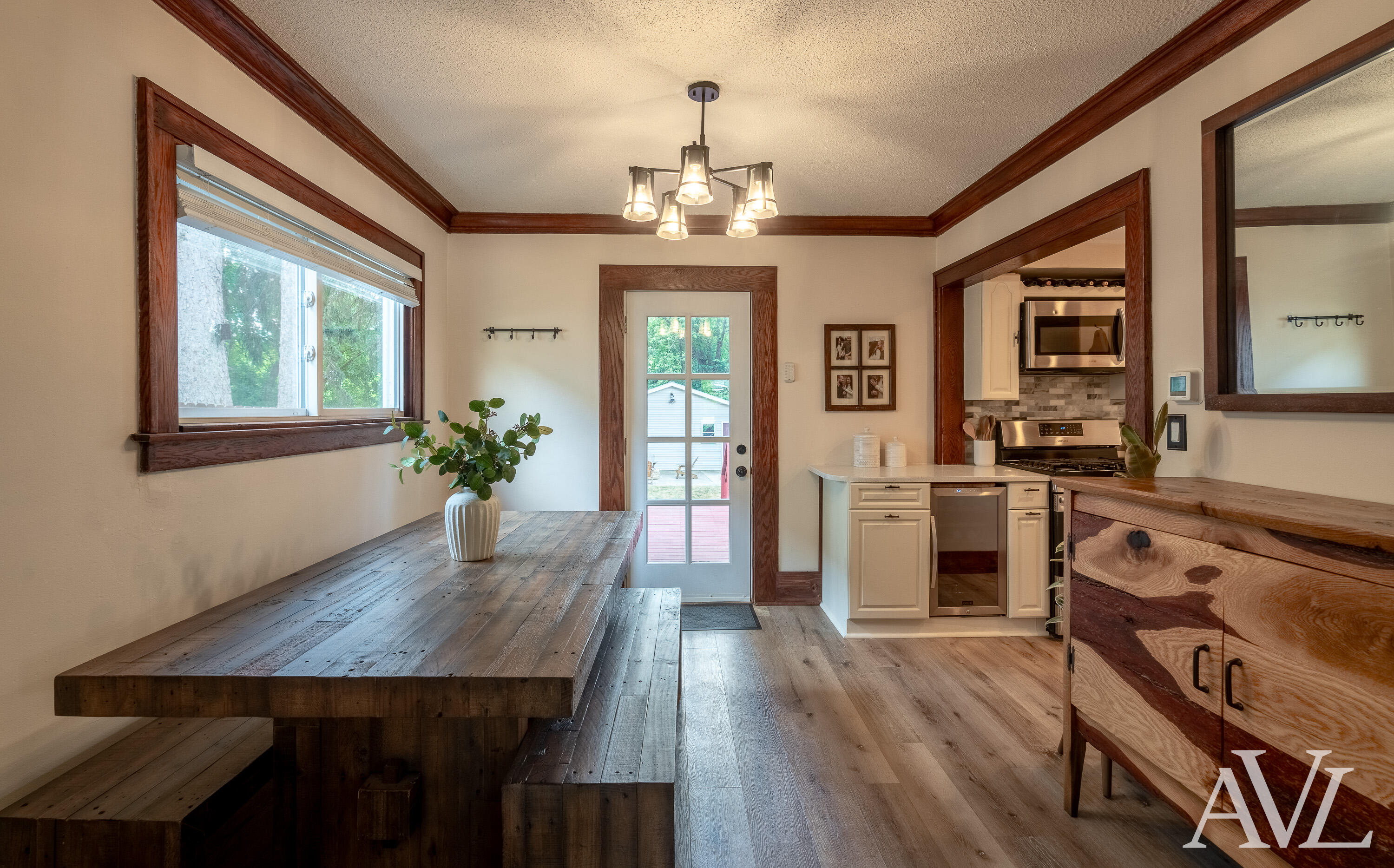 1014 Crescent Street NE Grand Rapids MI 49503