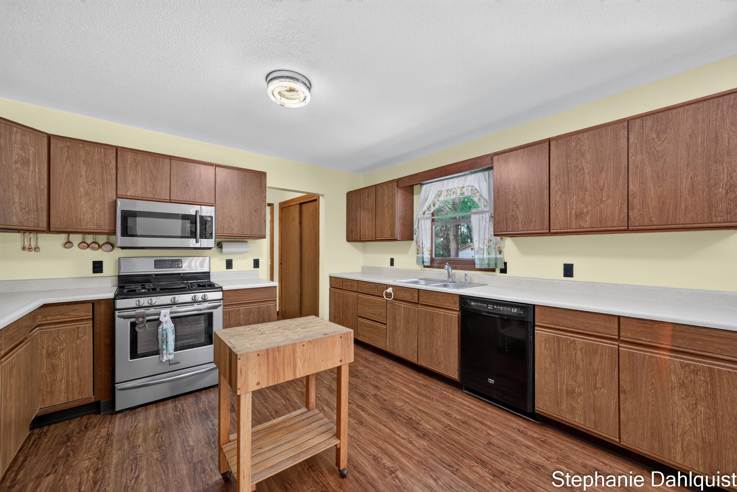 1646 W Giles Road Muskegon MI 49445