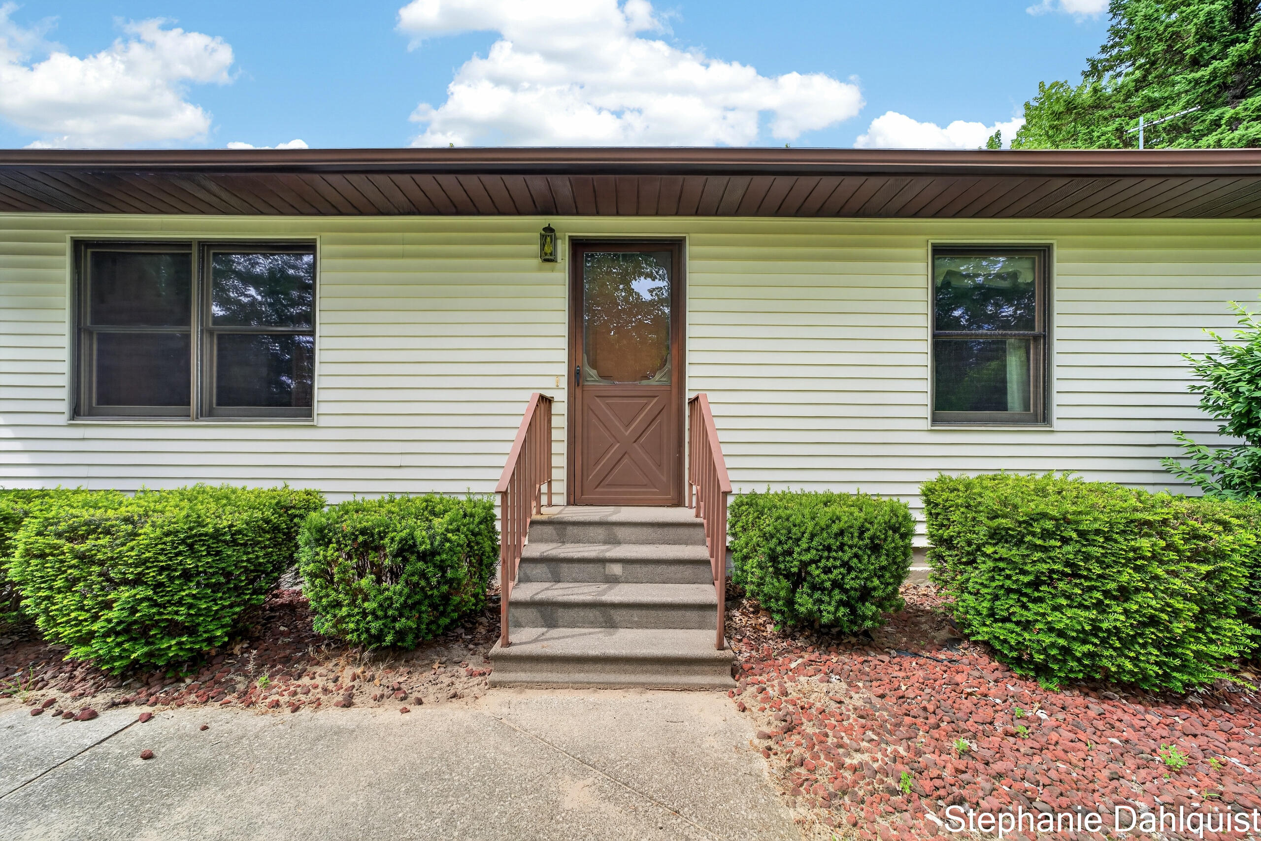 1646 W Giles Road Muskegon MI 49445