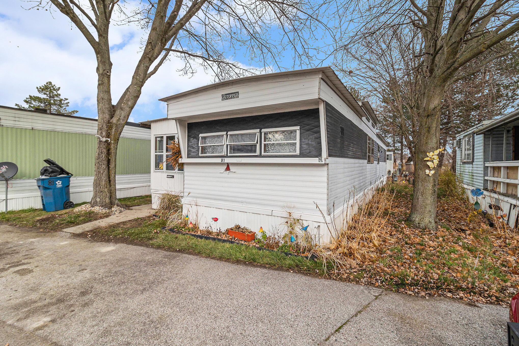 3527 Hoyt Street Norton Shores MI 49444