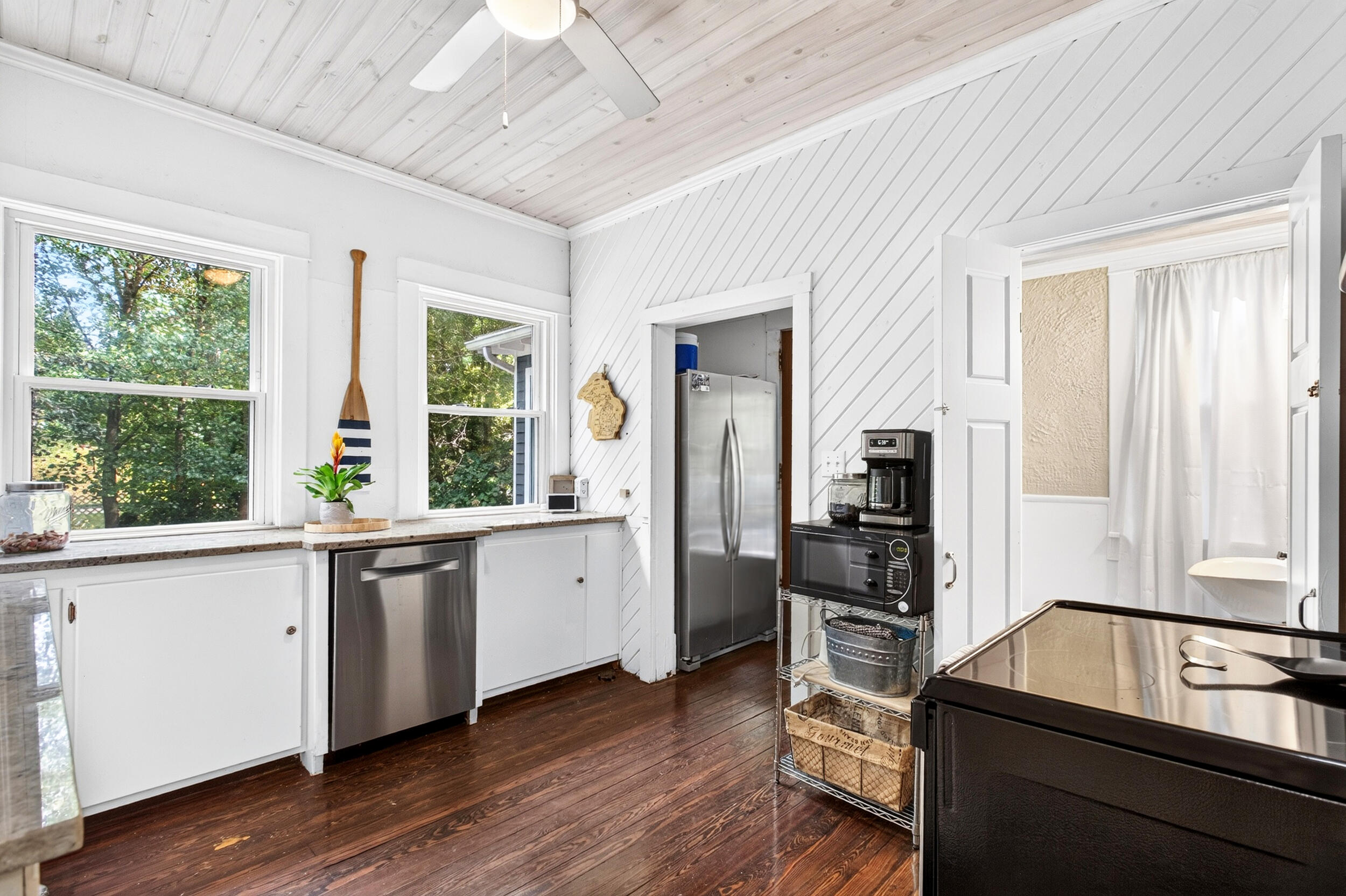 6540 Old Allegan Road Saugatuck MI 49453