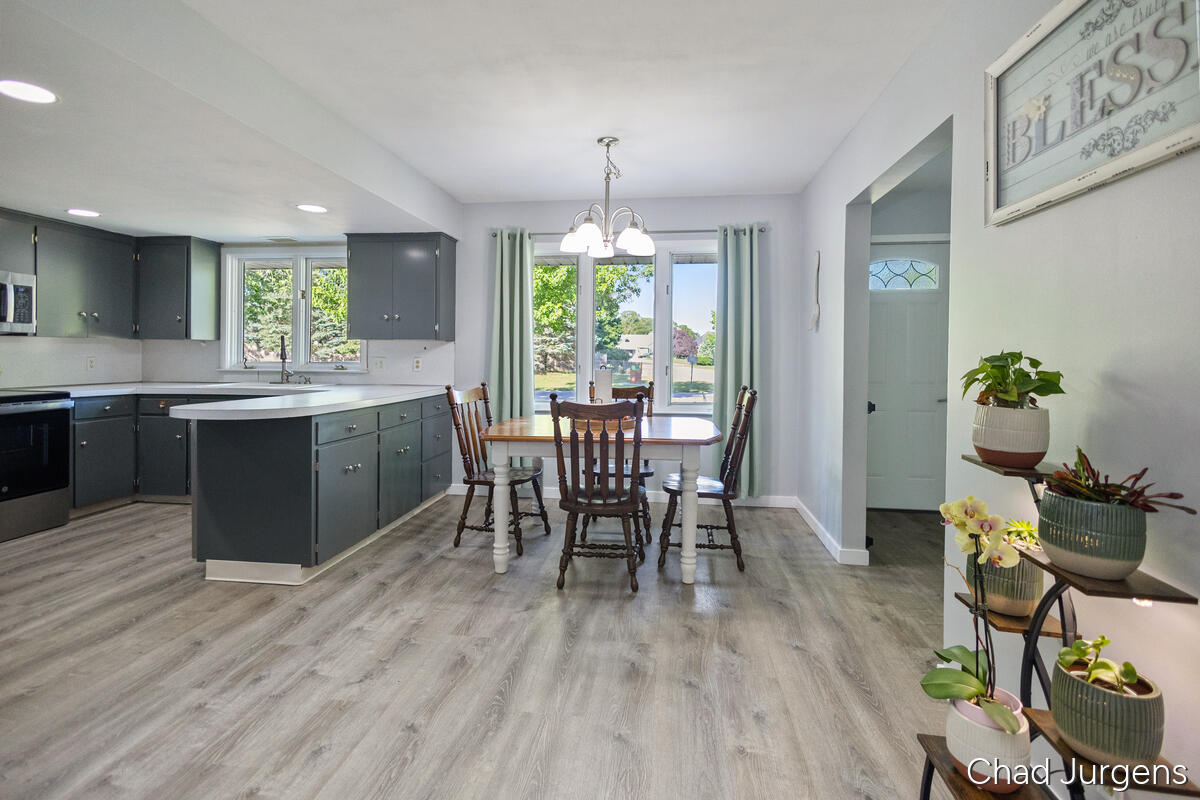 1493 96th Avenue Zeeland MI 49464