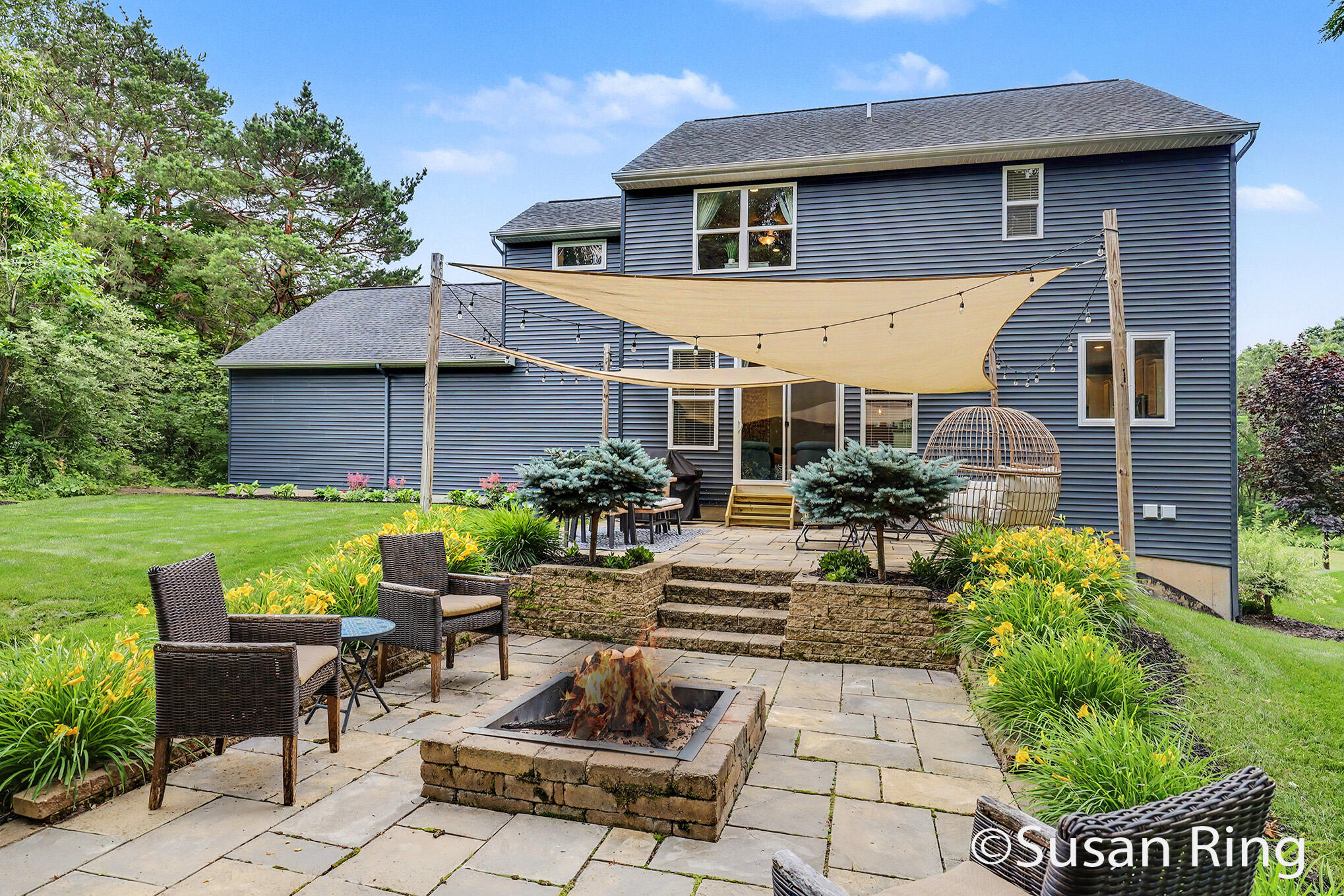 3769 Walnut Springs Drive NE Grand Rapids MI 49525