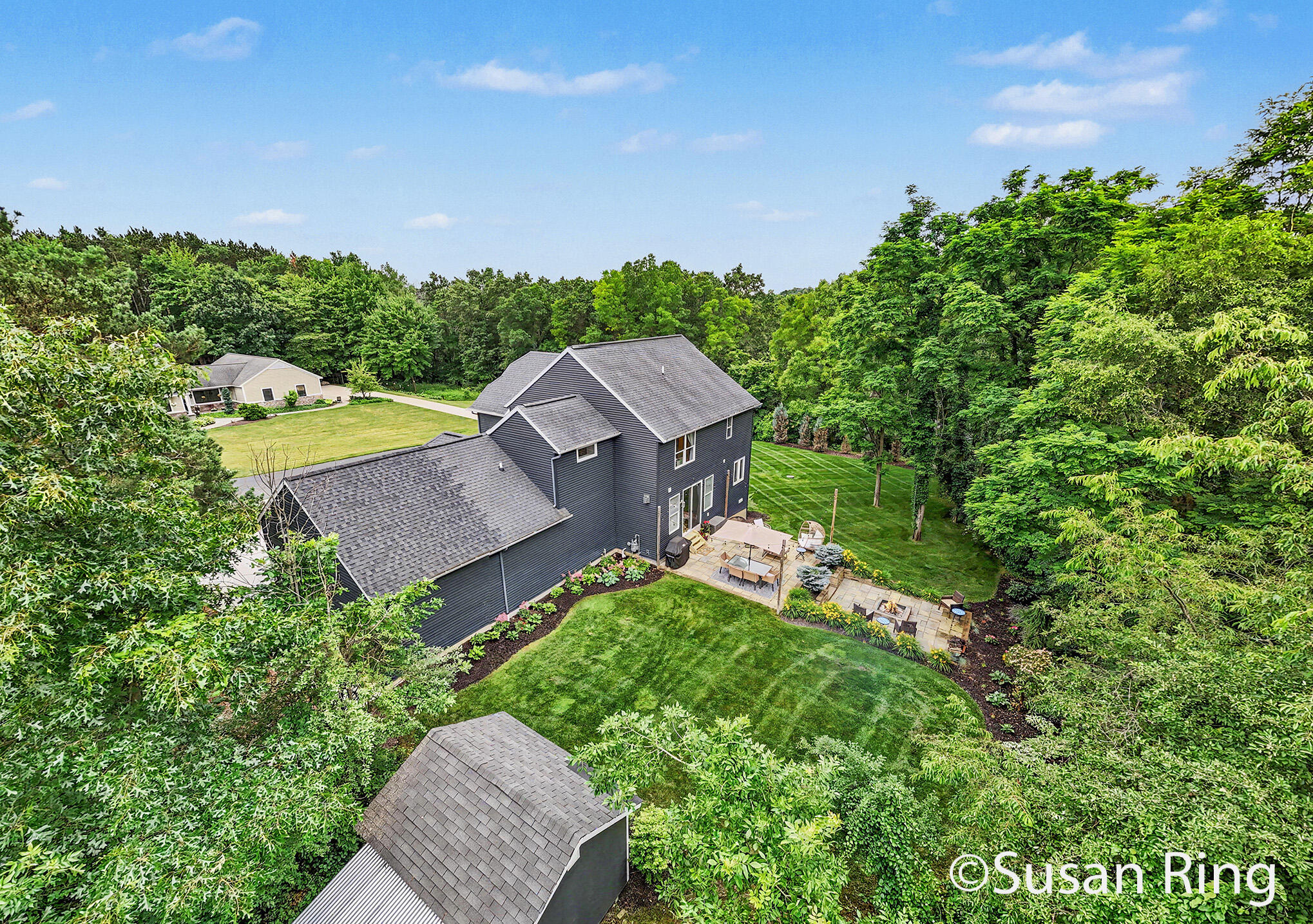 3769 Walnut Springs Drive NE Grand Rapids MI 49525