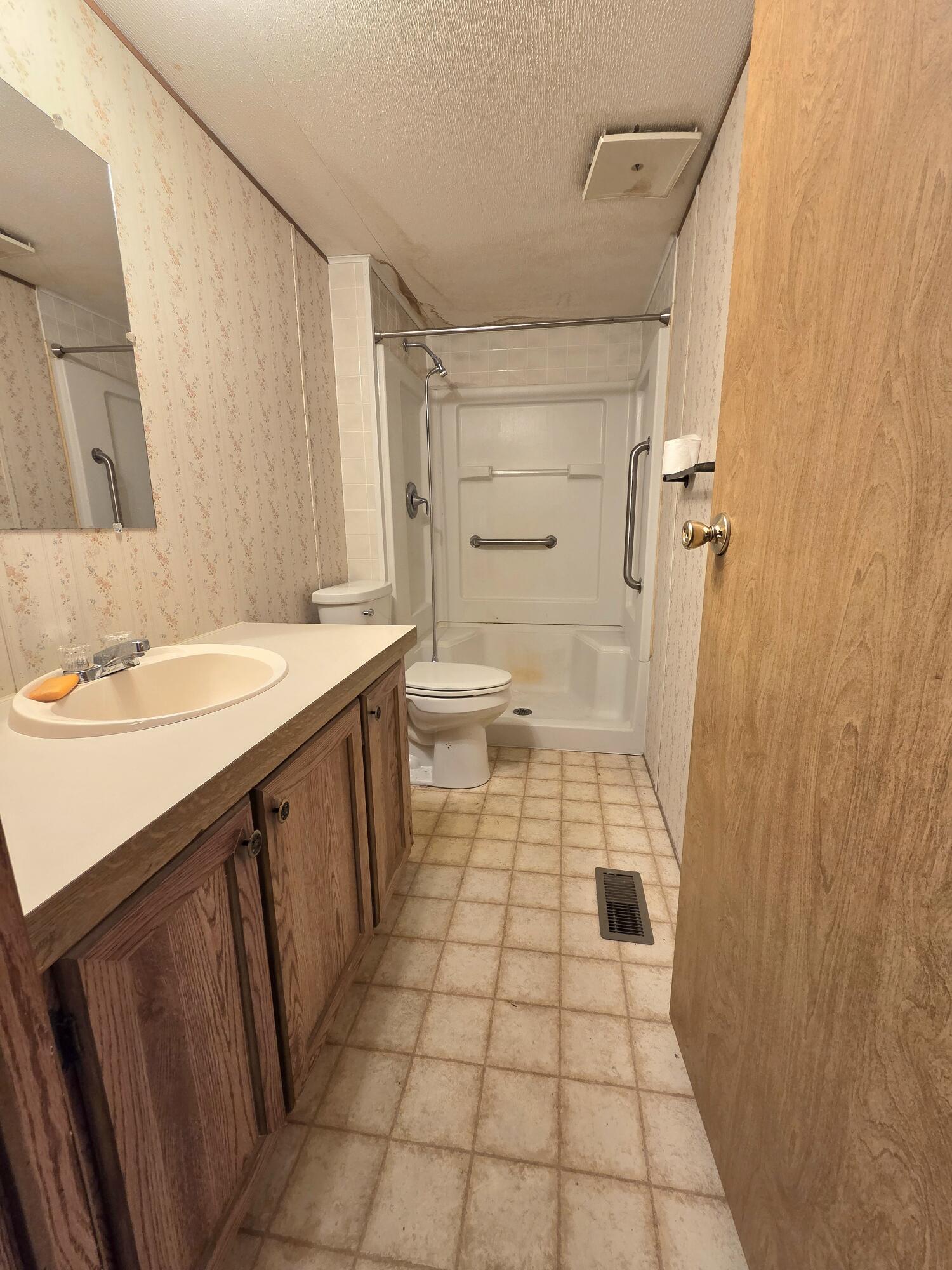 184 Birch Court Muskegon MI 49445