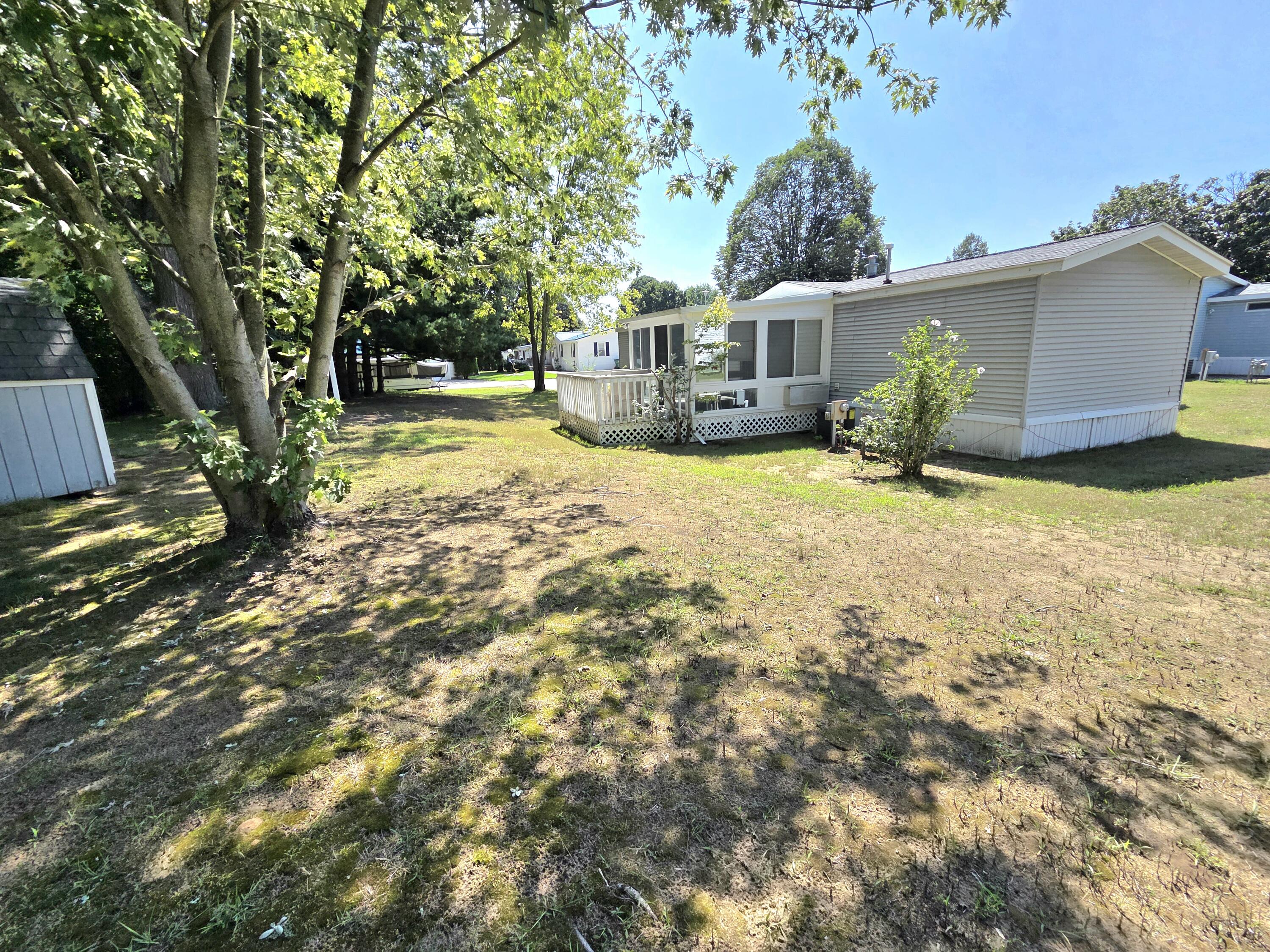 184 Birch Court Muskegon MI 49445