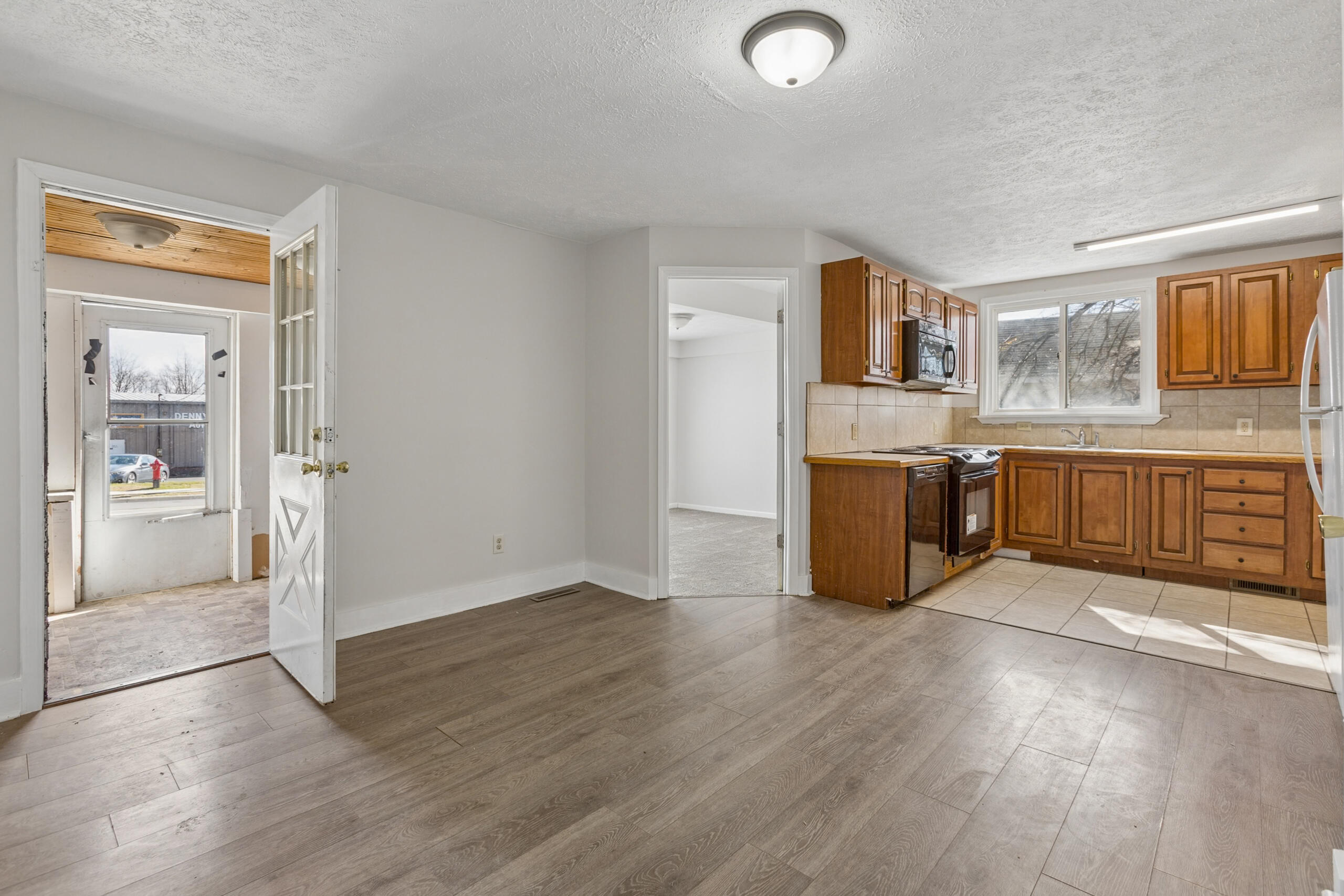 309 N Red Bud Trail Buchanan MI 49107