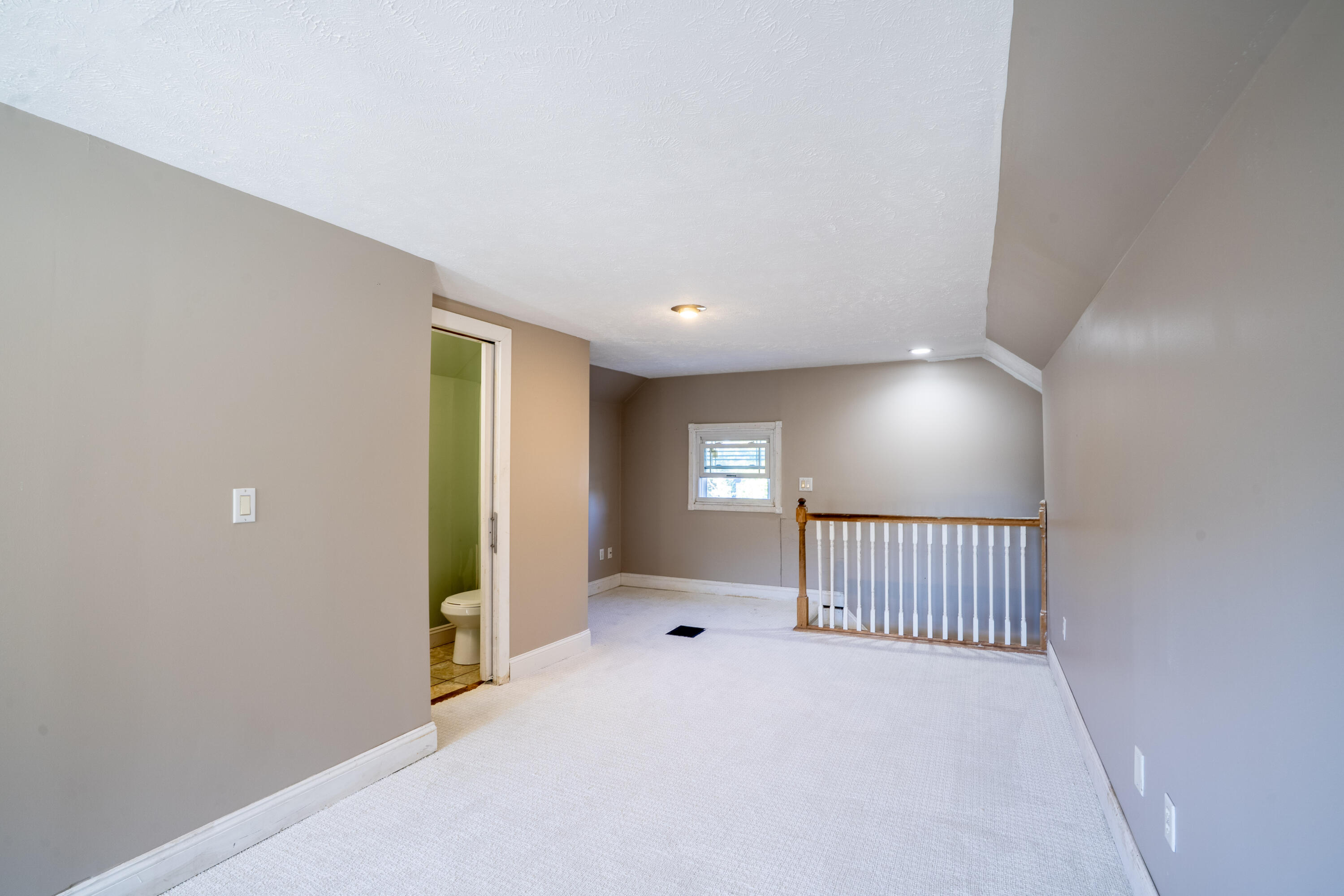 51 E 18th Street Holland MI 49423