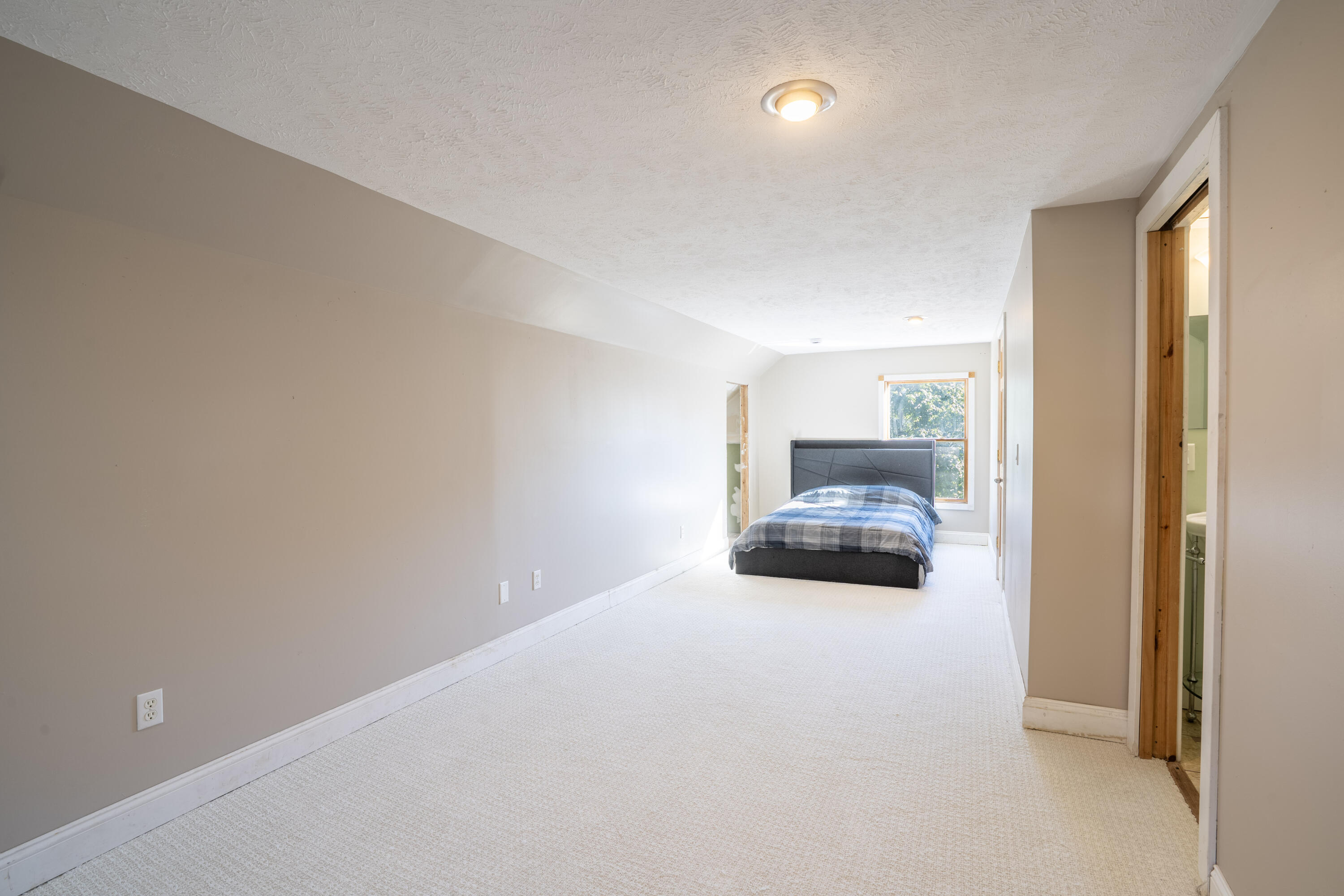 51 E 18th Street Holland MI 49423