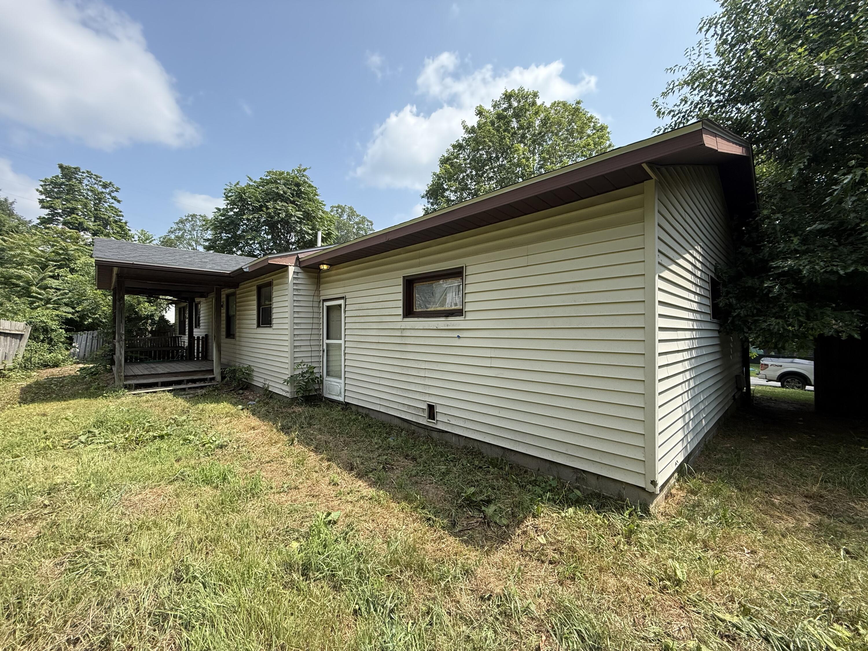 502 Clark Street Buchanan MI 49107