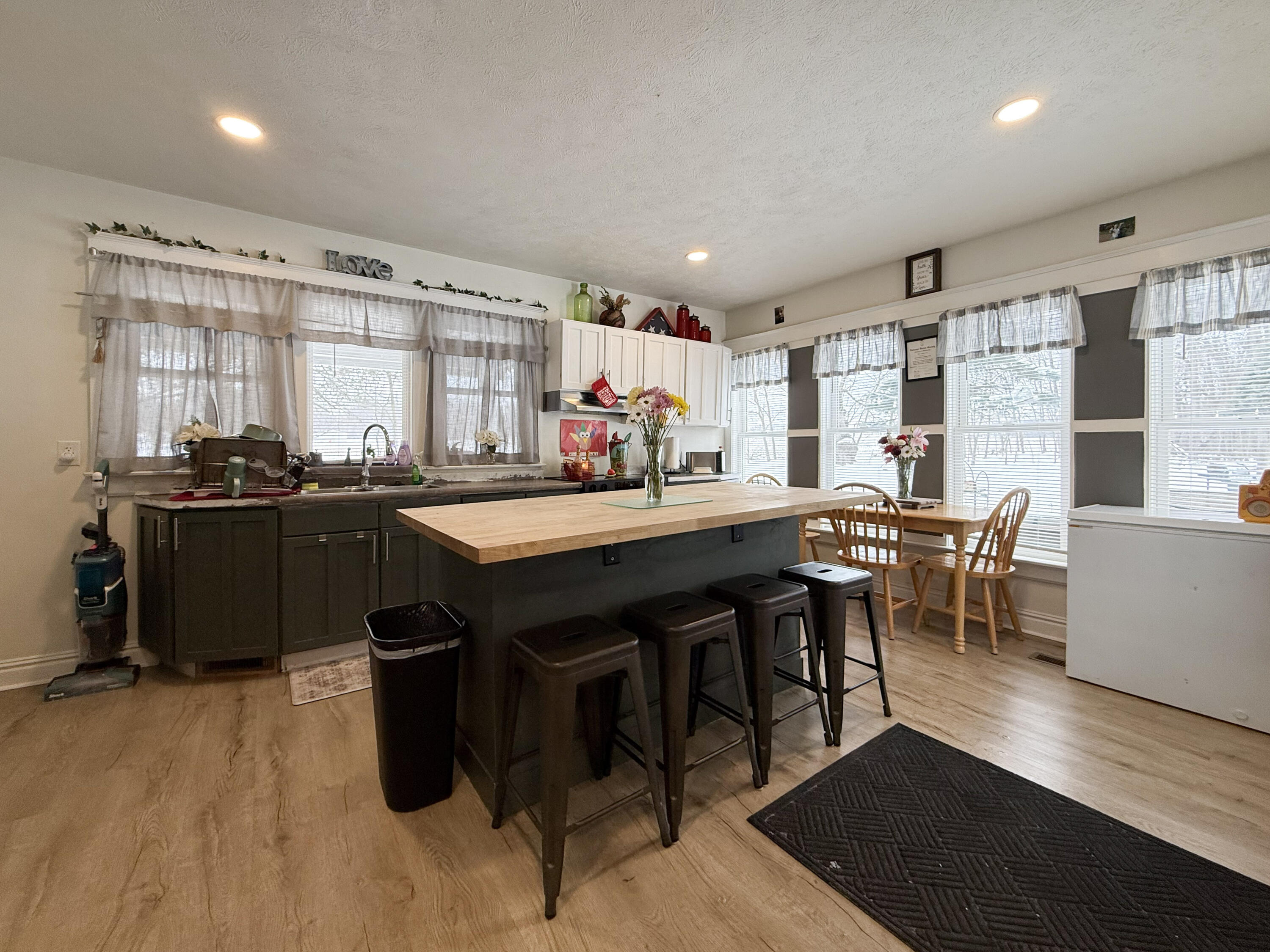 64374 Mullen Road Cassopolis MI 49031