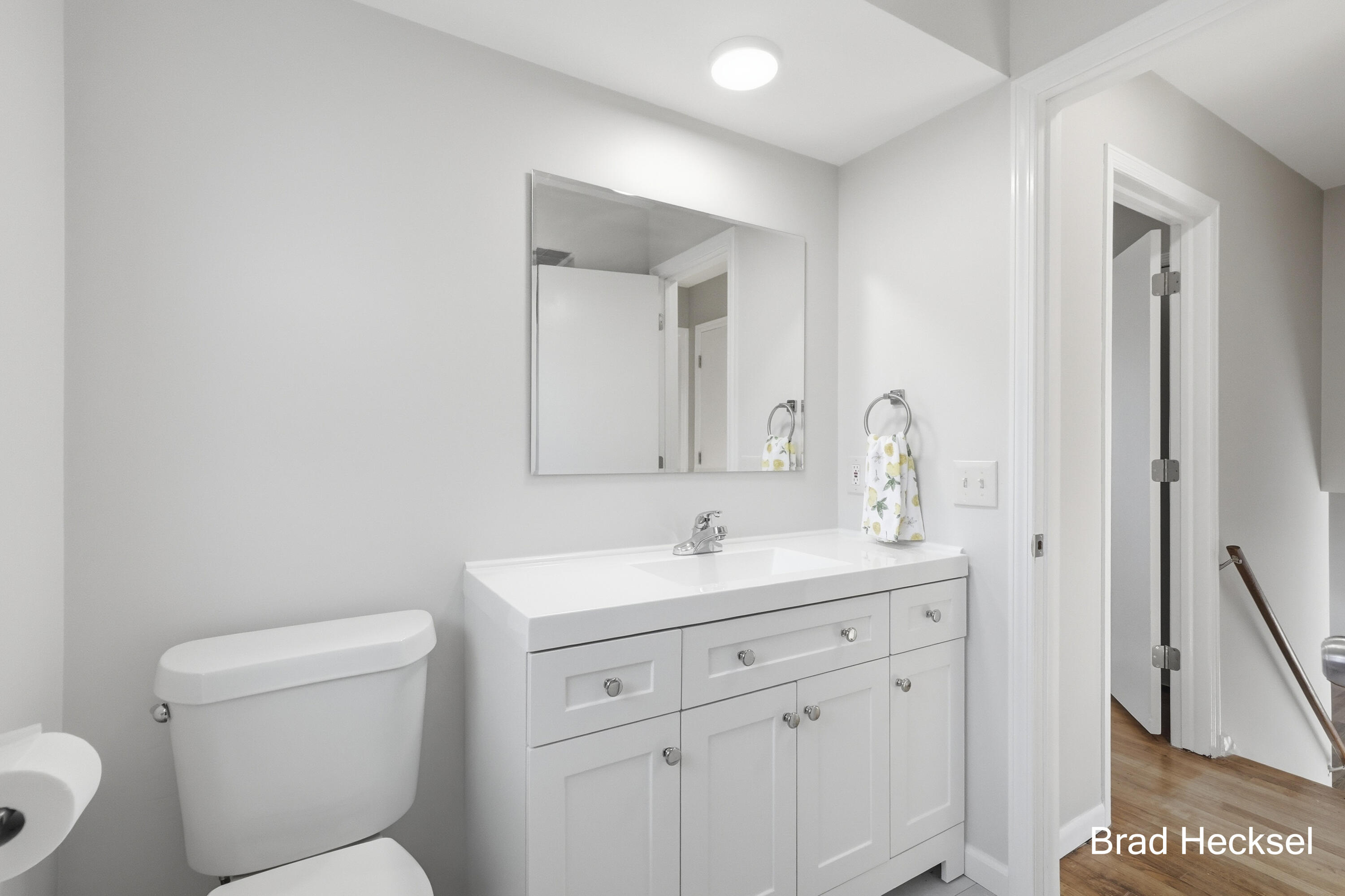 1742 Woodlawn Avenue SE Grand Rapids MI 49506