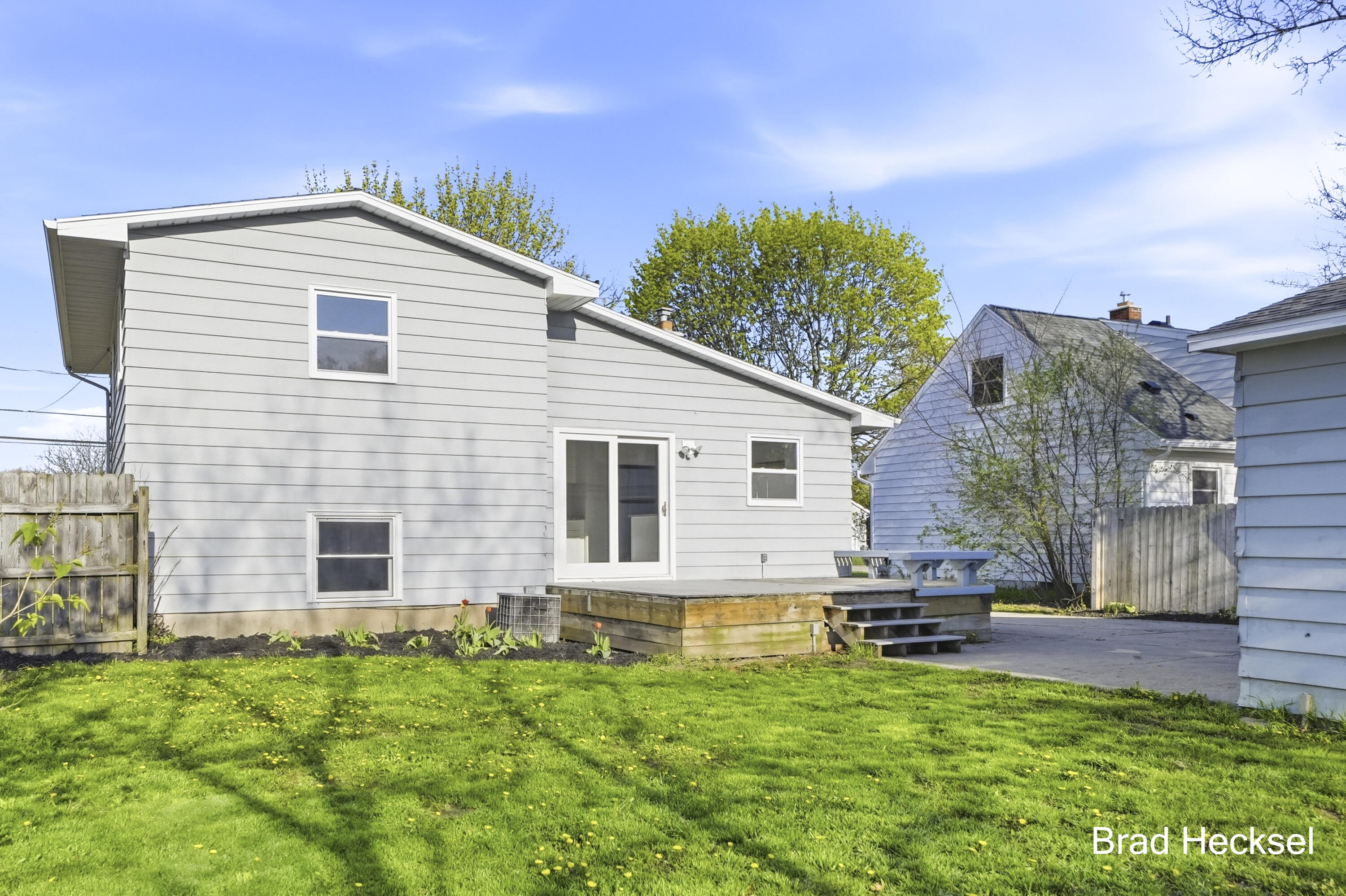 1742 Woodlawn Avenue SE Grand Rapids MI 49506