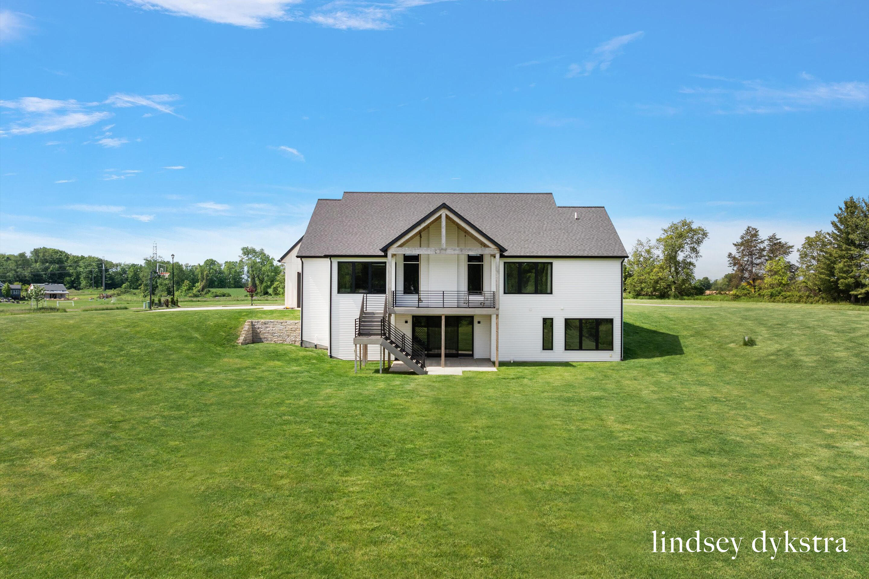 3526 Winding Stream Drive NW Grand Rapids MI 49534