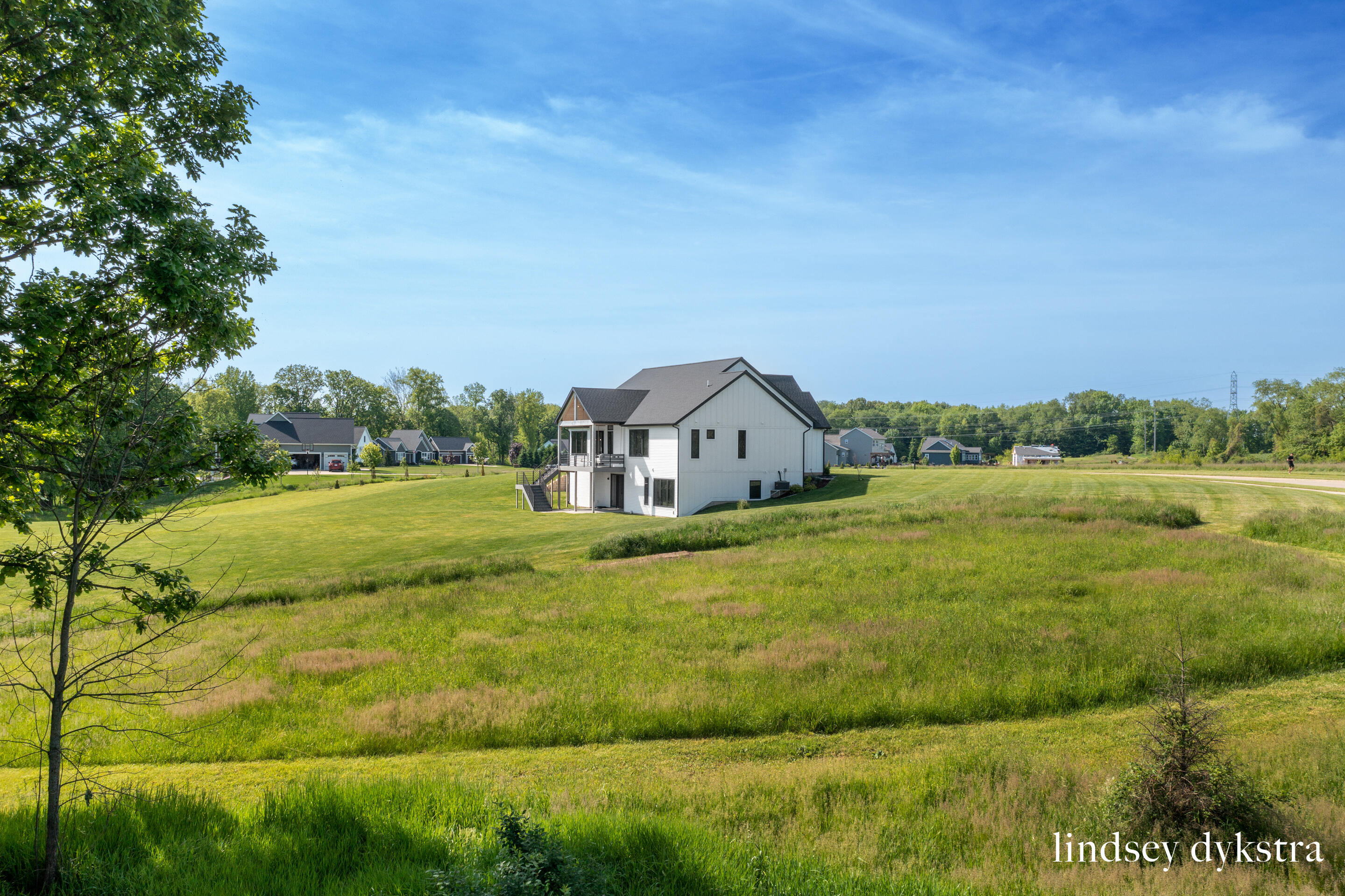 3526 Winding Stream Drive NW Grand Rapids MI 49534
