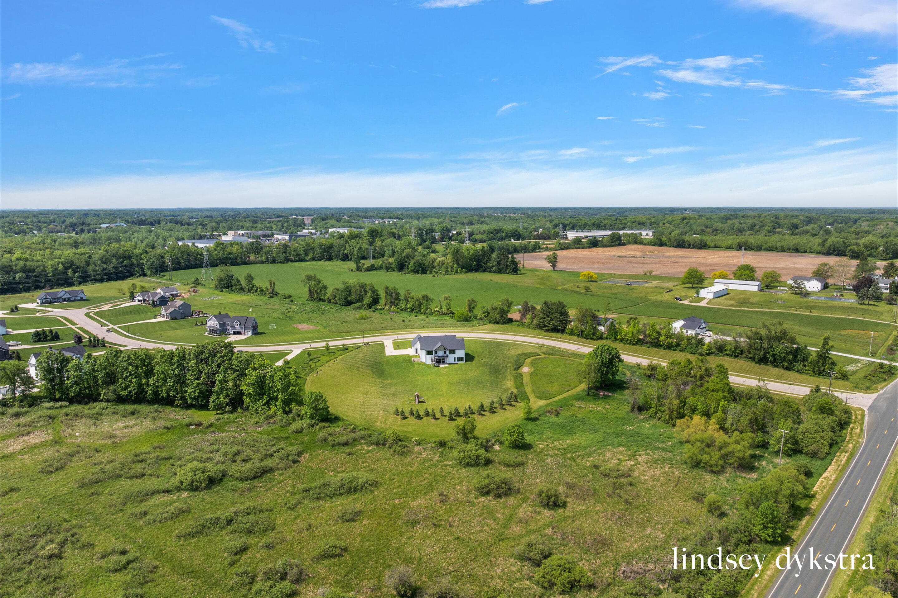 3526 Winding Stream Drive NW Grand Rapids MI 49534