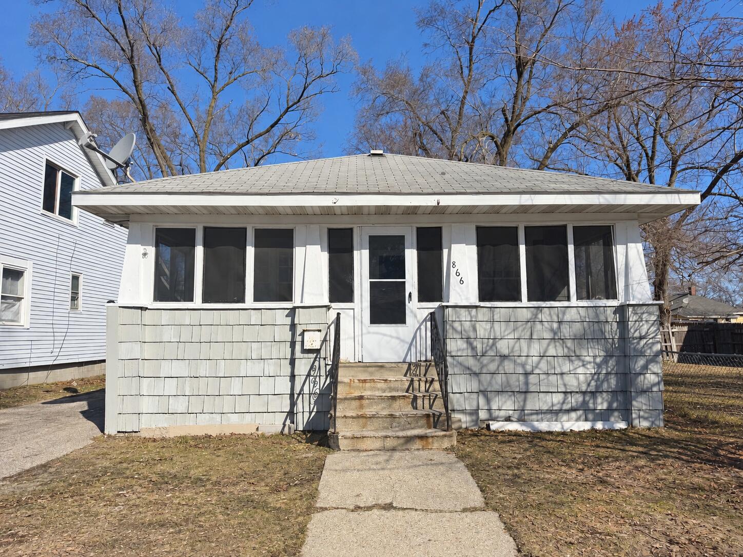 866 Fleming Avenue Muskegon MI 49442