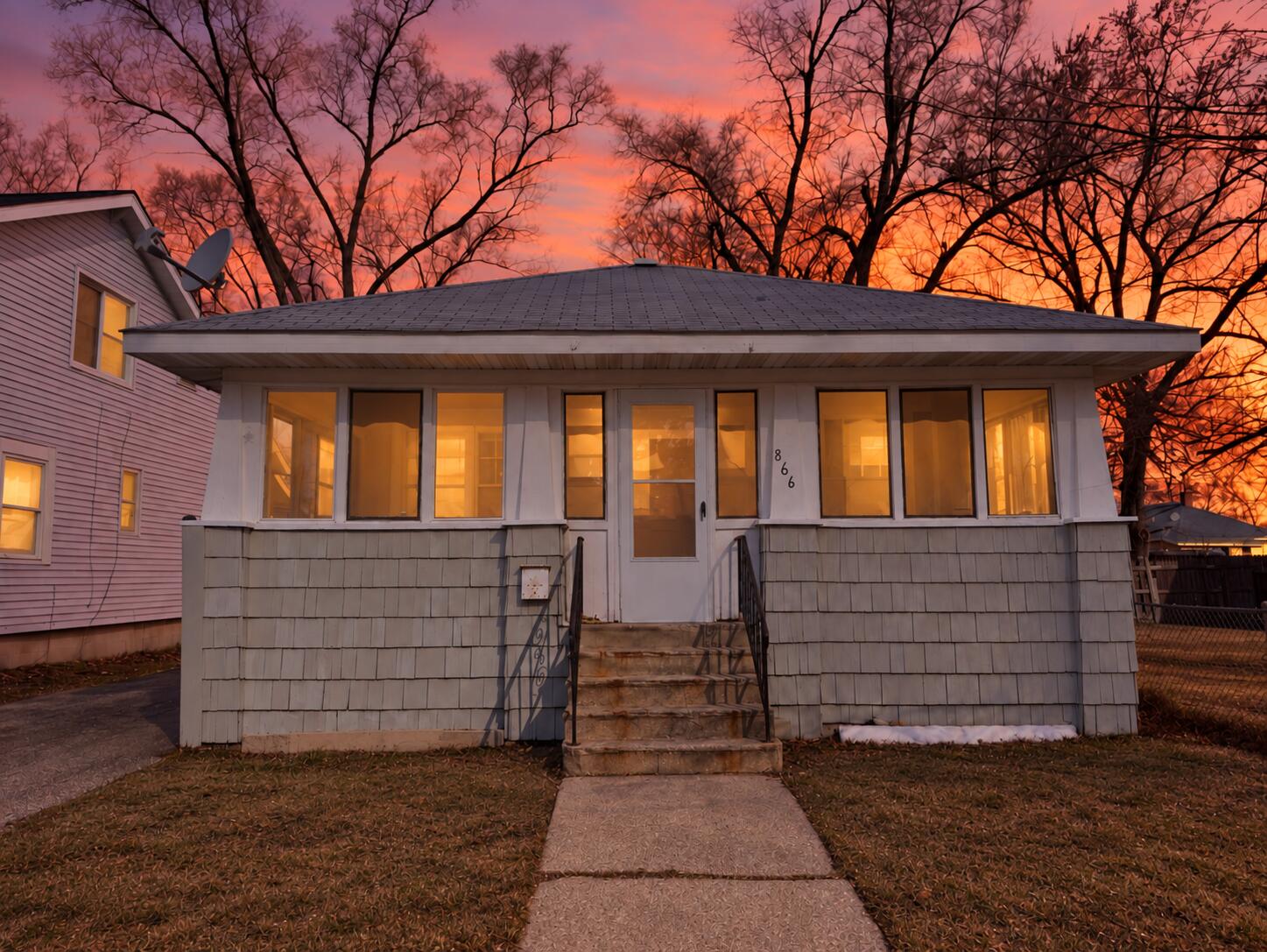 866 Fleming Avenue Muskegon MI 49442