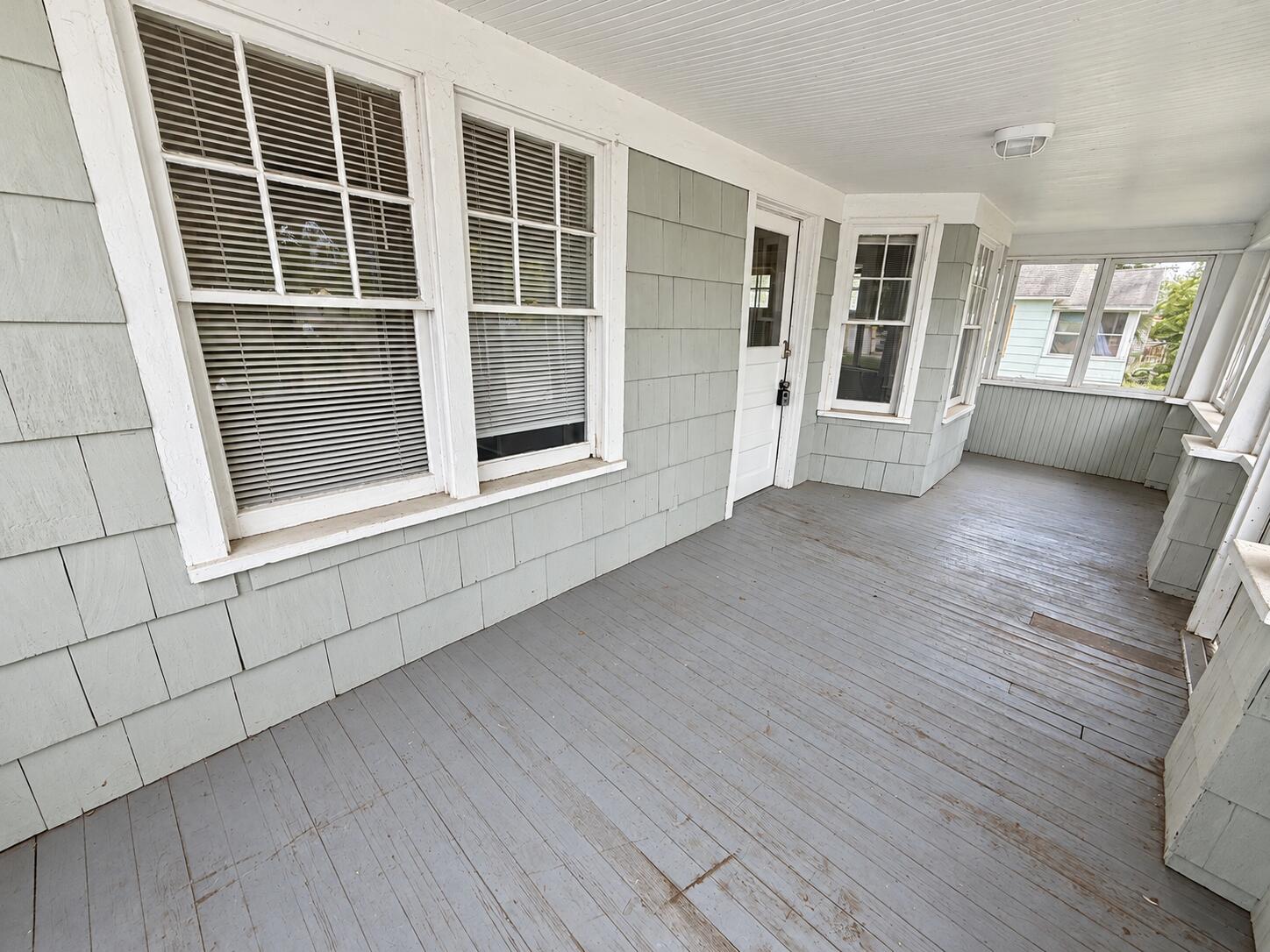 866 Fleming Avenue Muskegon MI 49442