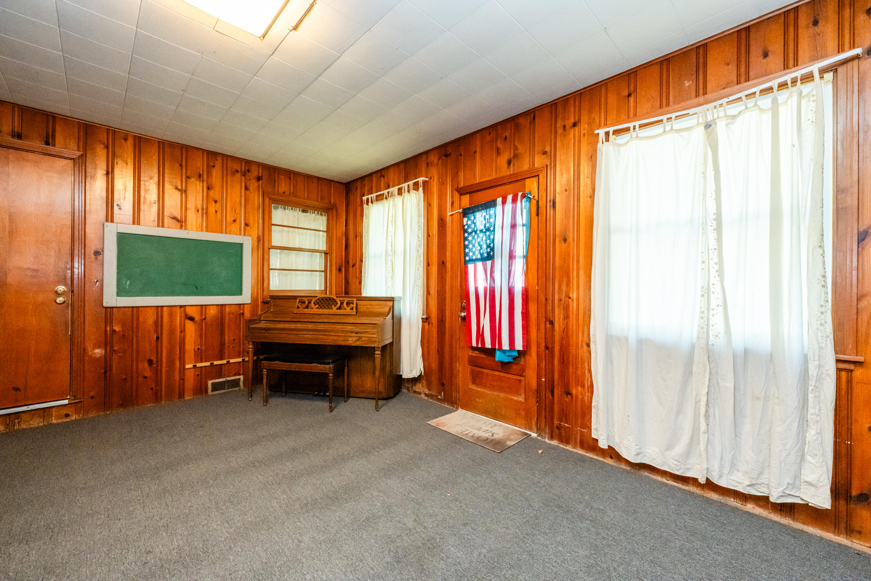 1803 Heath Court Benton Harbor MI 49022