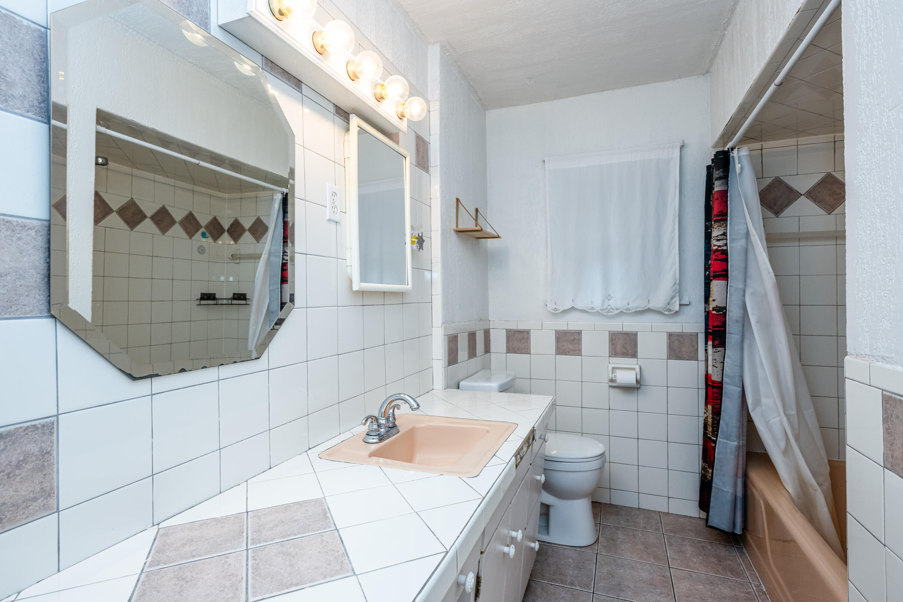 1803 Heath Court Benton Harbor MI 49022