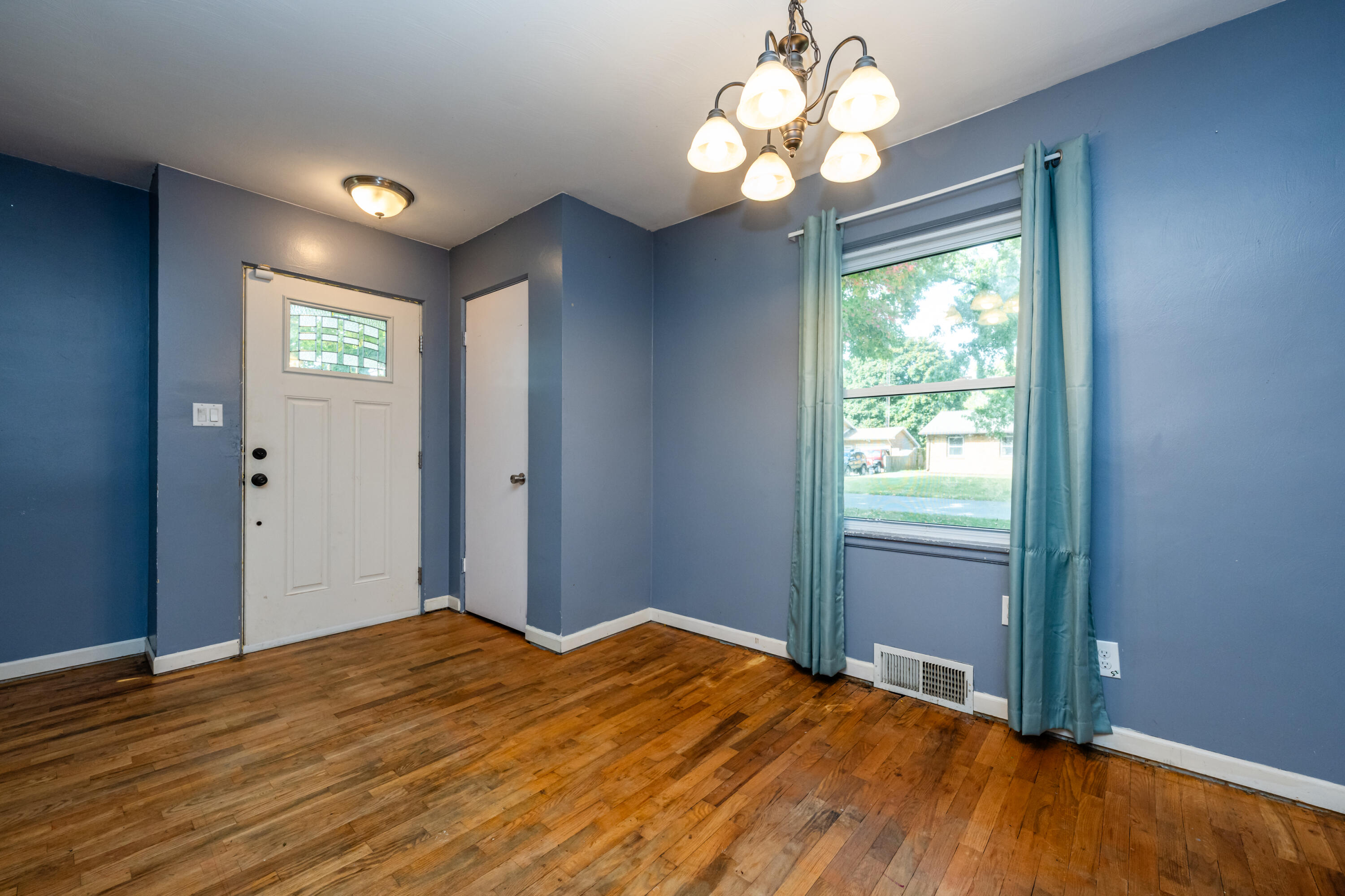 1803 Heath Court Benton Harbor MI 49022