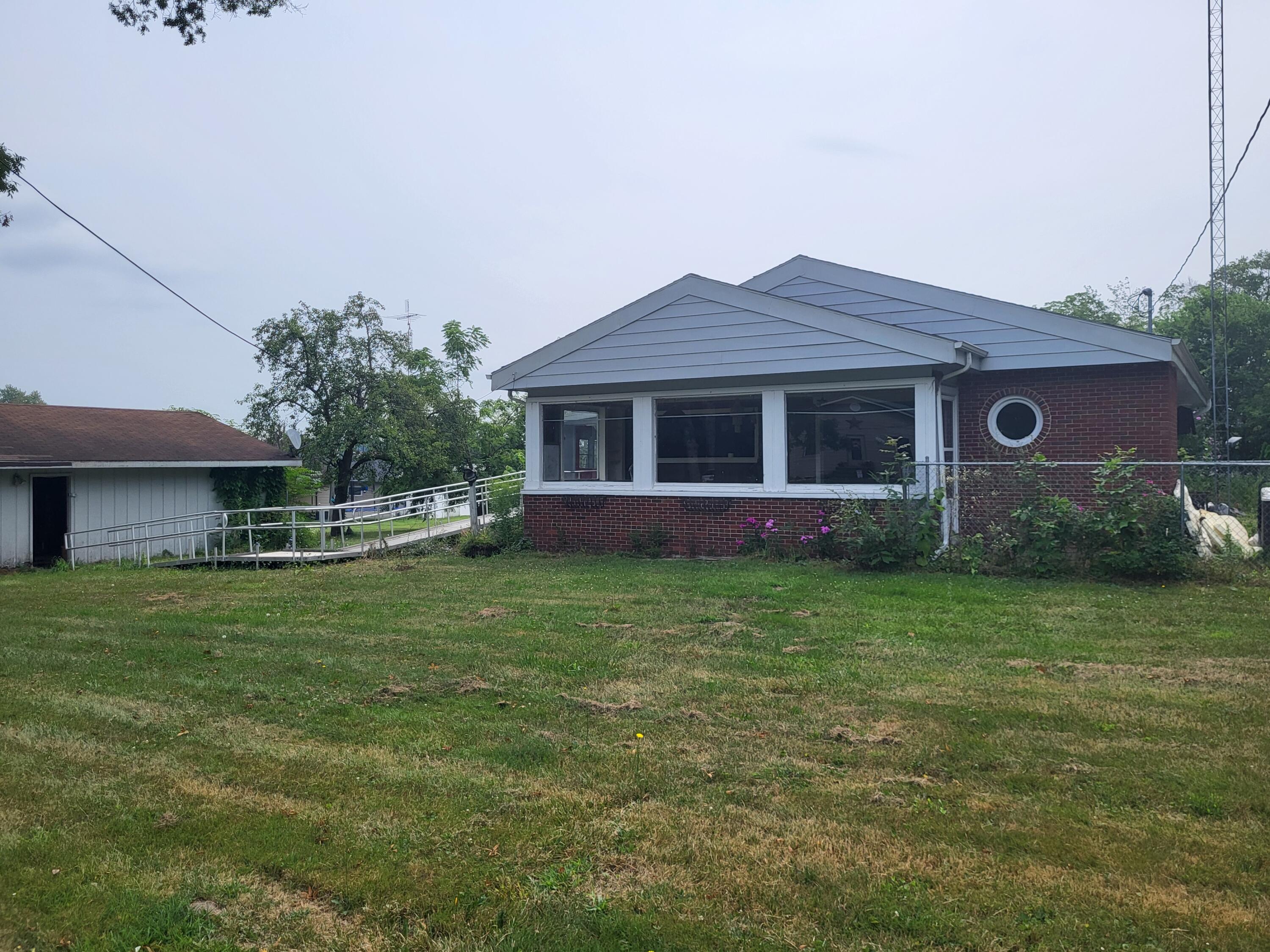 5939 Paw Paw Lake Road Coloma MI 49038