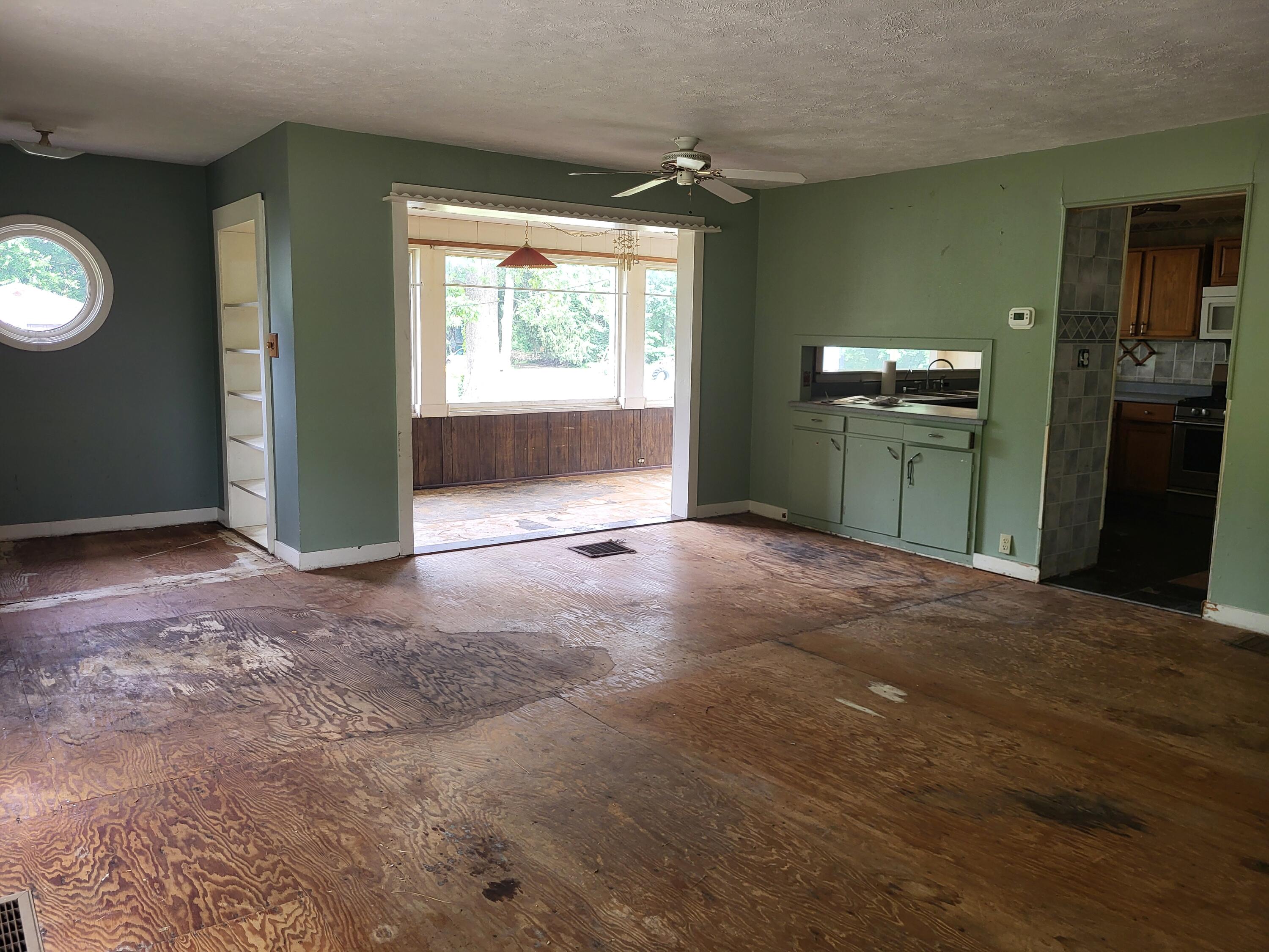 5939 Paw Paw Lake Road Coloma MI 49038