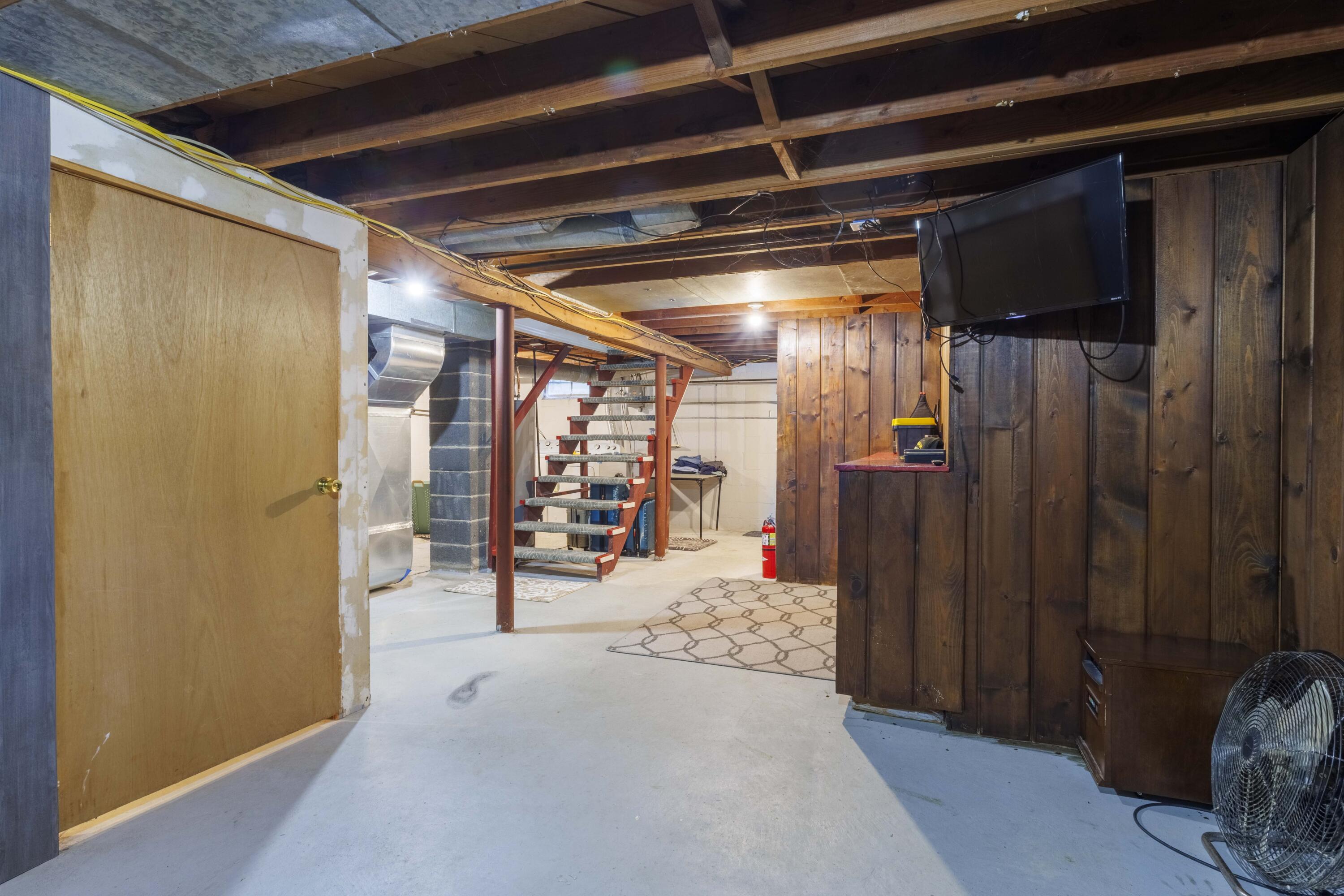 2910 Cheney Avenue NE Grand Rapids MI 49505