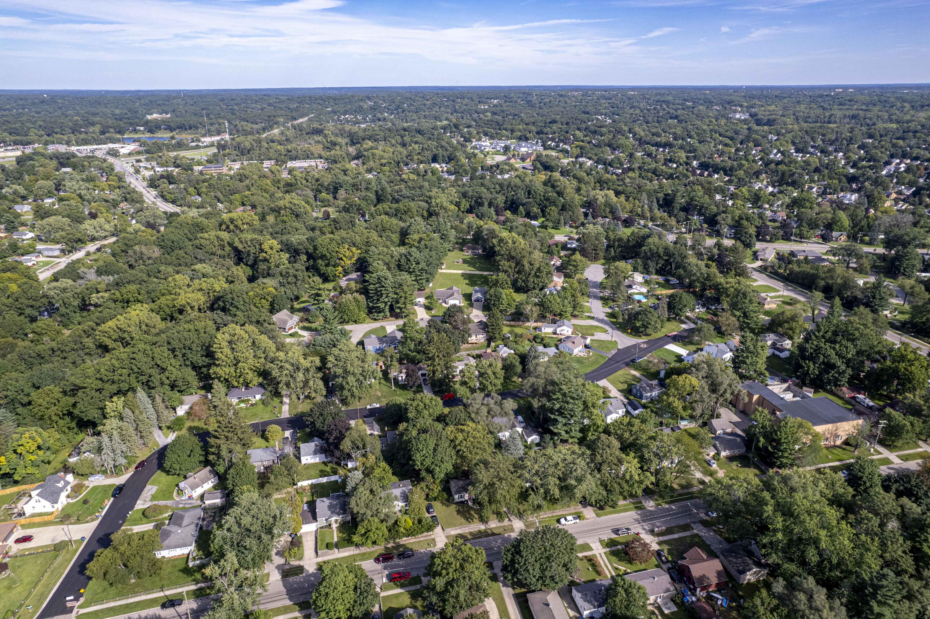 2910 Cheney Avenue NE Grand Rapids MI 49505