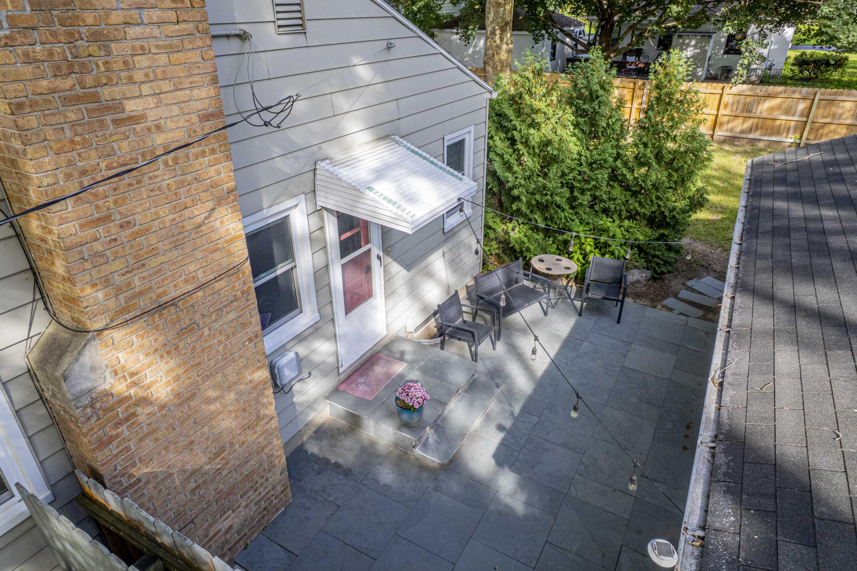 2910 Cheney Avenue NE Grand Rapids MI 49505