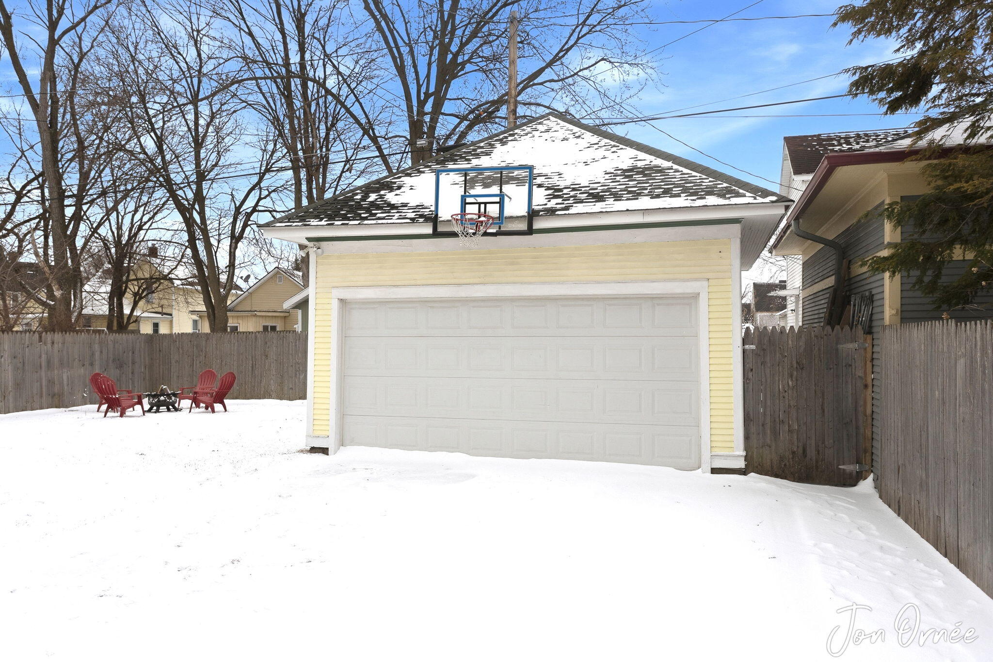 158 W 14th Street Holland MI 49423
