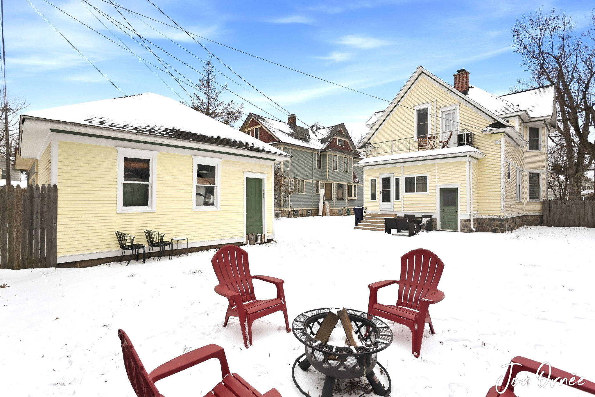 158 W 14th Street Holland MI 49423