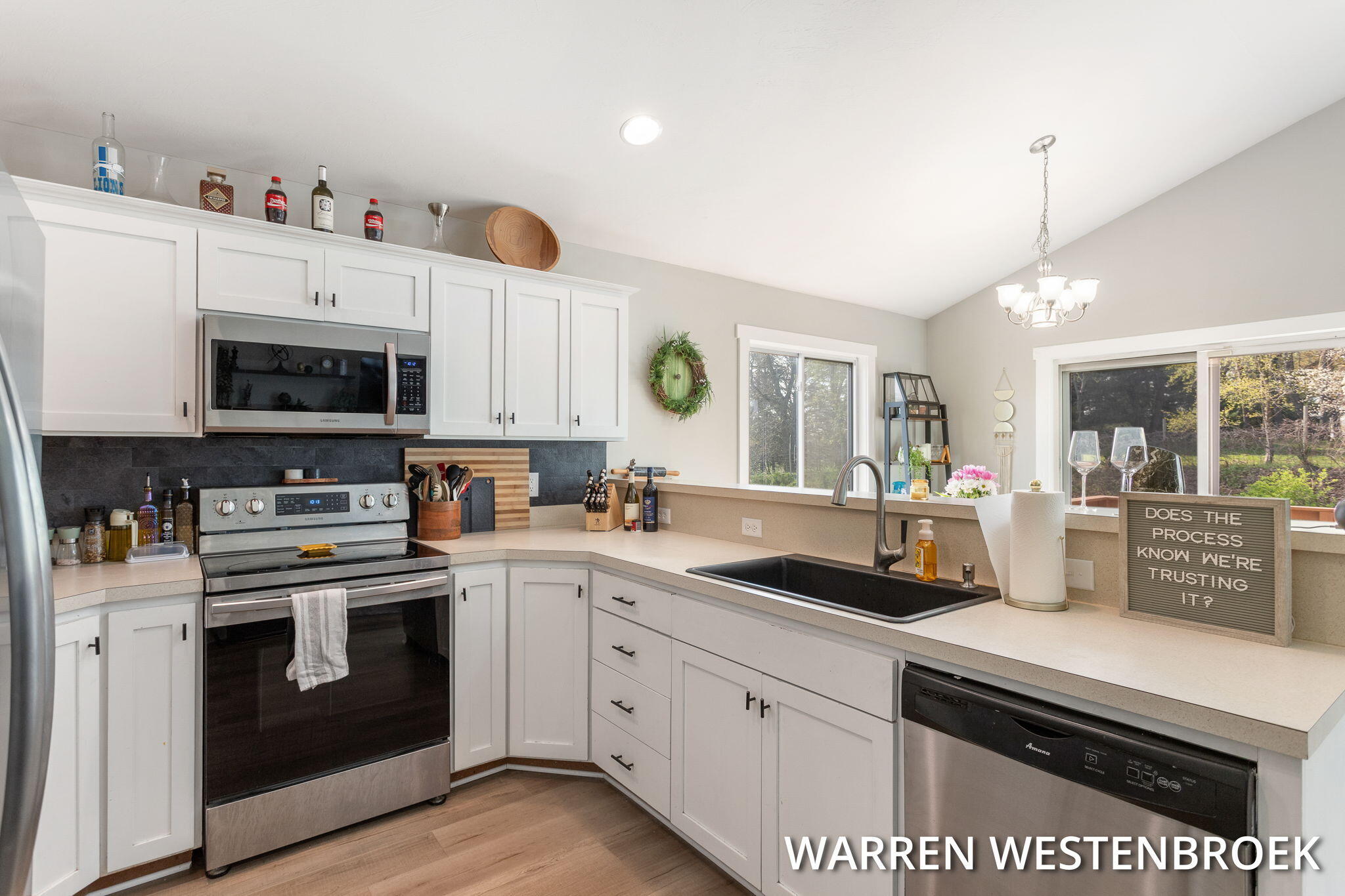 11964 Jonker Way Holland MI 49424