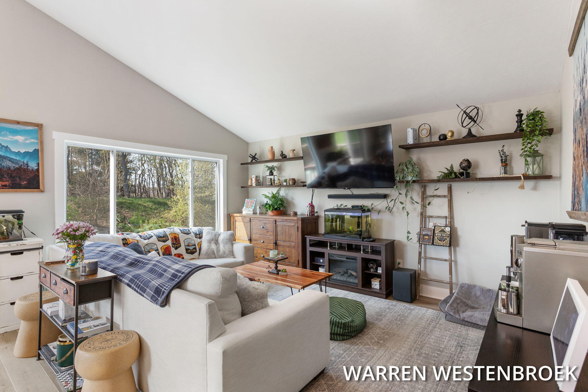 11964 Jonker Way Holland MI 49424