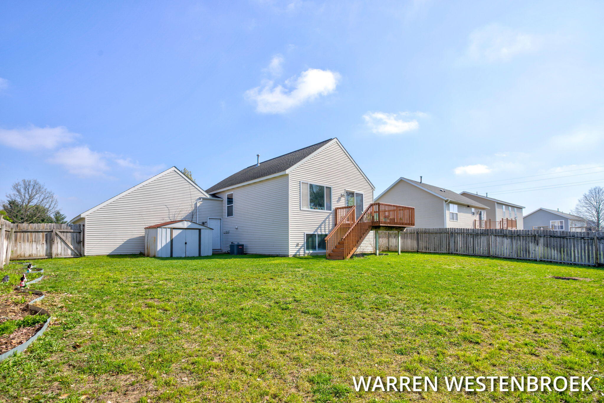 11964 Jonker Way Holland MI 49424