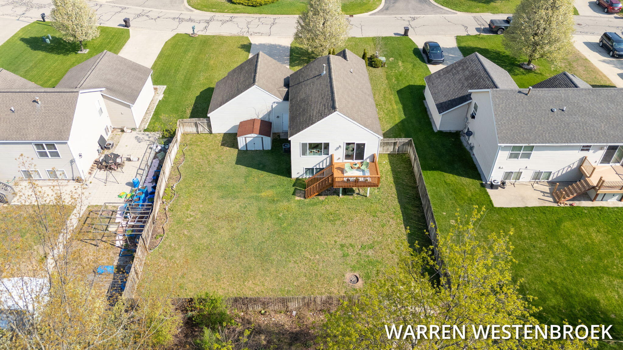 11964 Jonker Way Holland MI 49424