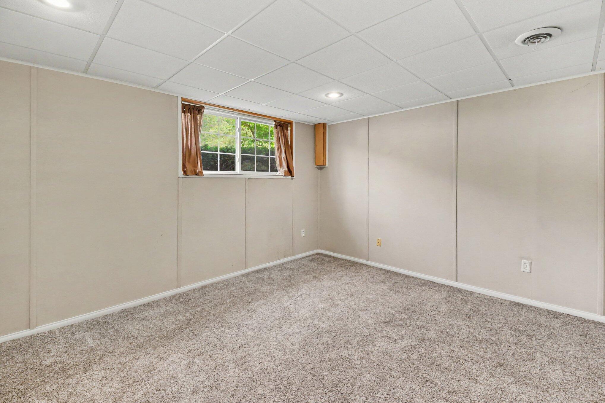 15116 Briarwood Street Grand Haven MI 49417