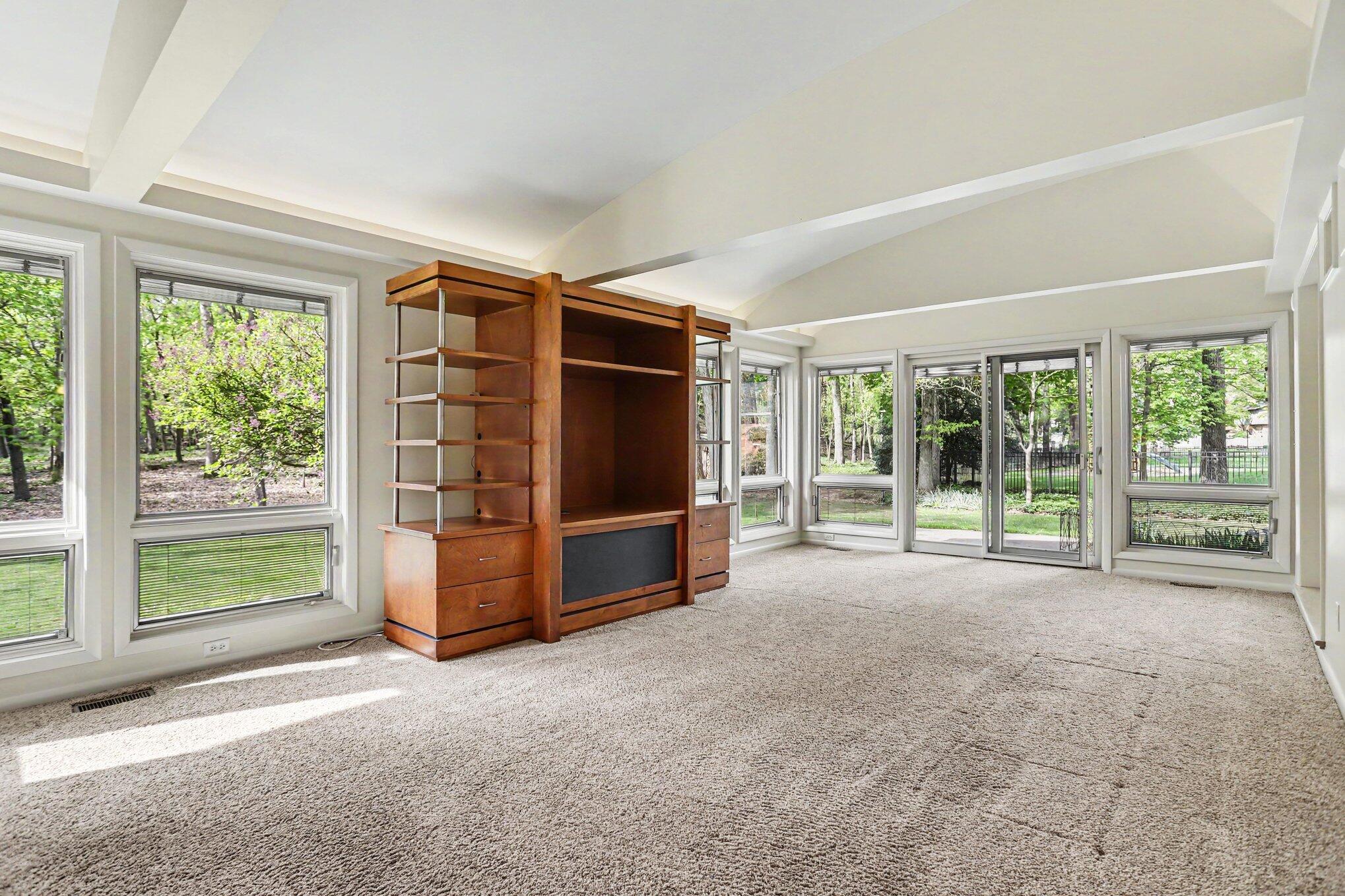 1415 Holiday Lane Portage MI 49024