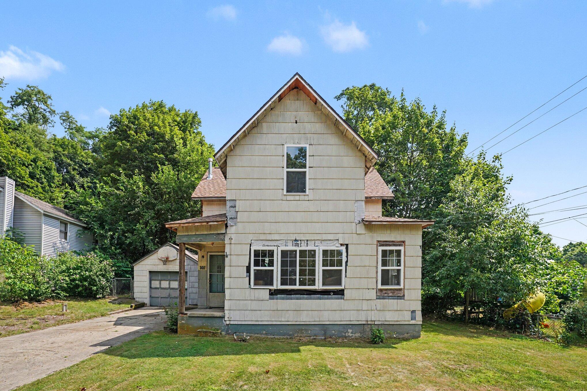 102 Worden Avenue Kalamazoo MI 49048